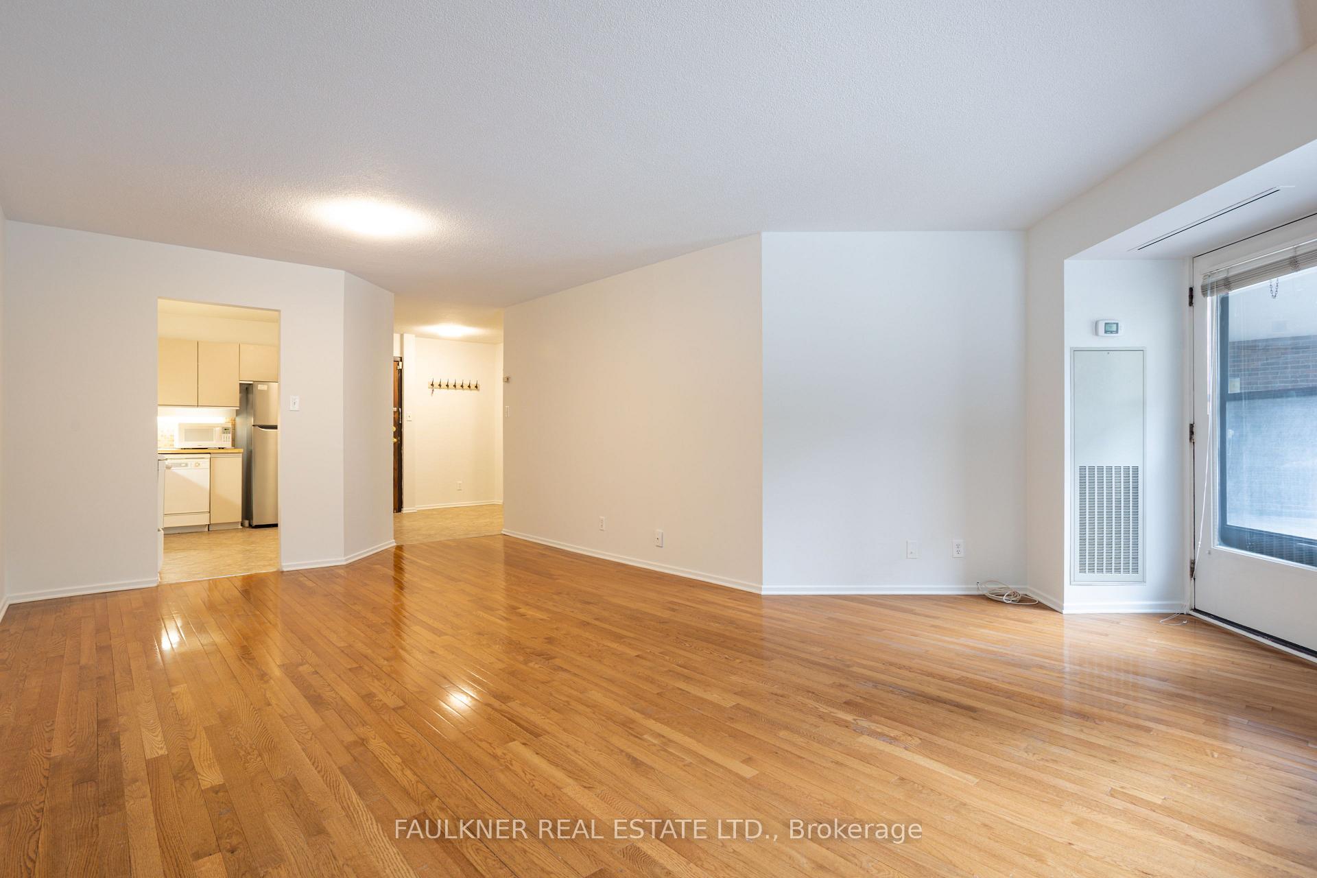 Photo 12 of Unit 109, 151 Bay Street, Ottawa, Ottawa Centre — HOMEH