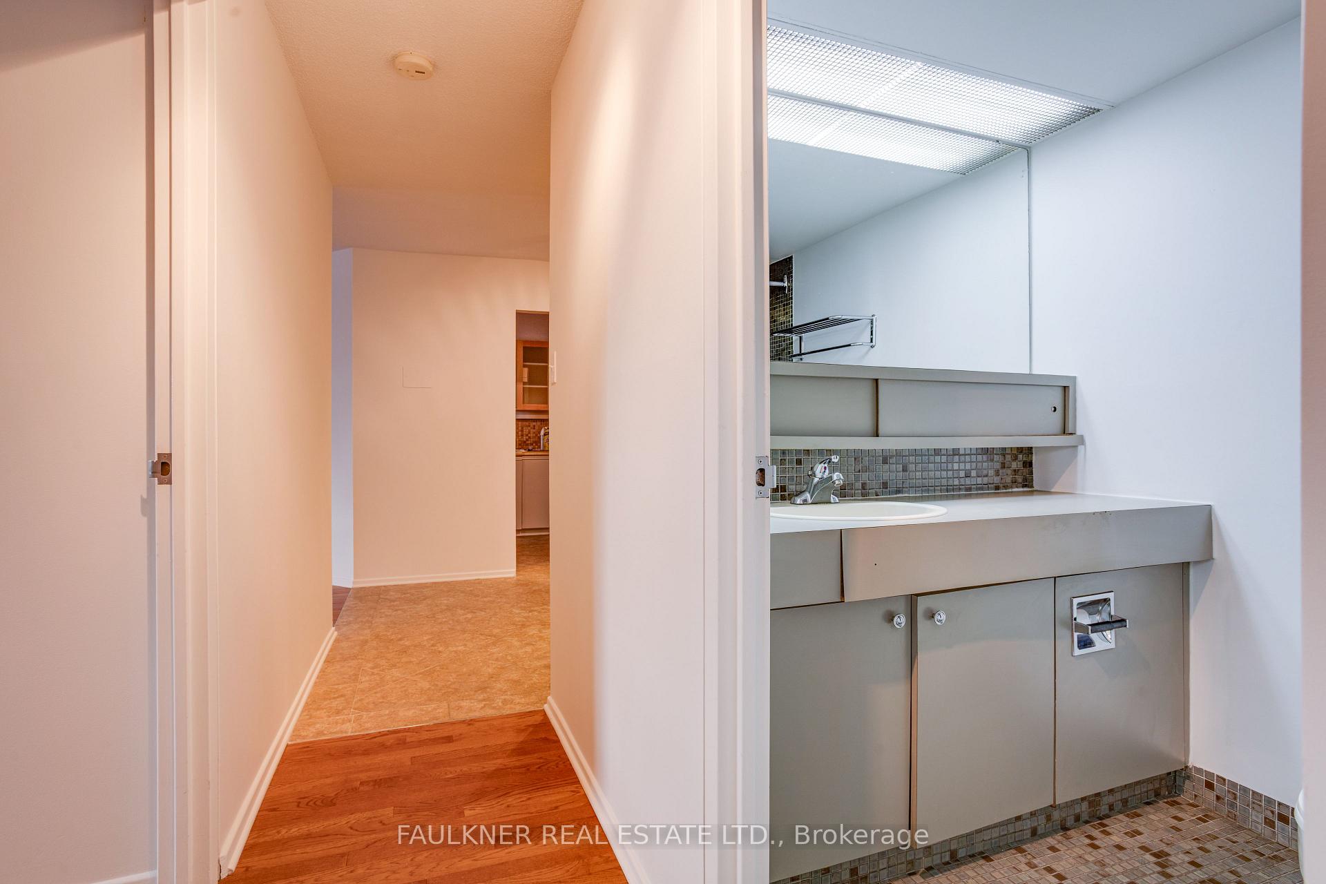 Photo 17 of Unit 109, 151 Bay Street, Ottawa, Ottawa Centre — HOMEH