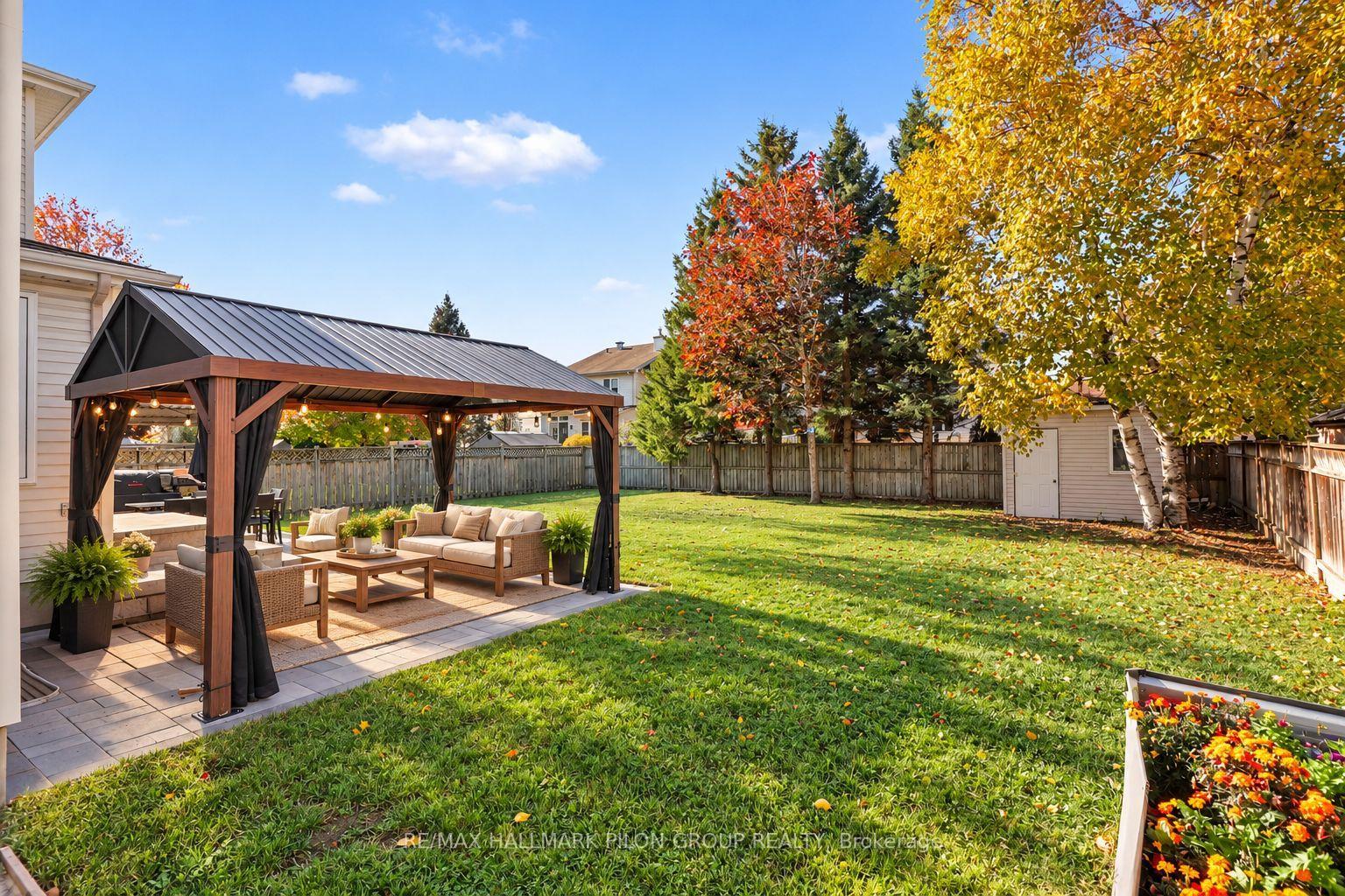 Photo 37 of 1452 Charlebois Avenue, Ottawa, Bilberry Creek/Queenswood Heights — HOMEH