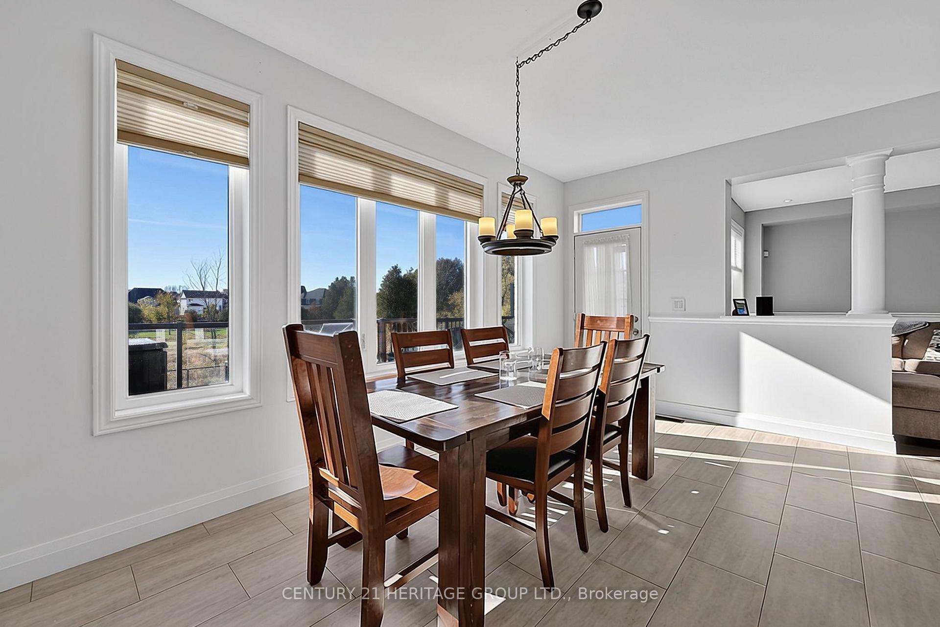 Photo 14 of 67 Manor Forest Road, East Gwillimbury, Mt Albert — HOMEH
