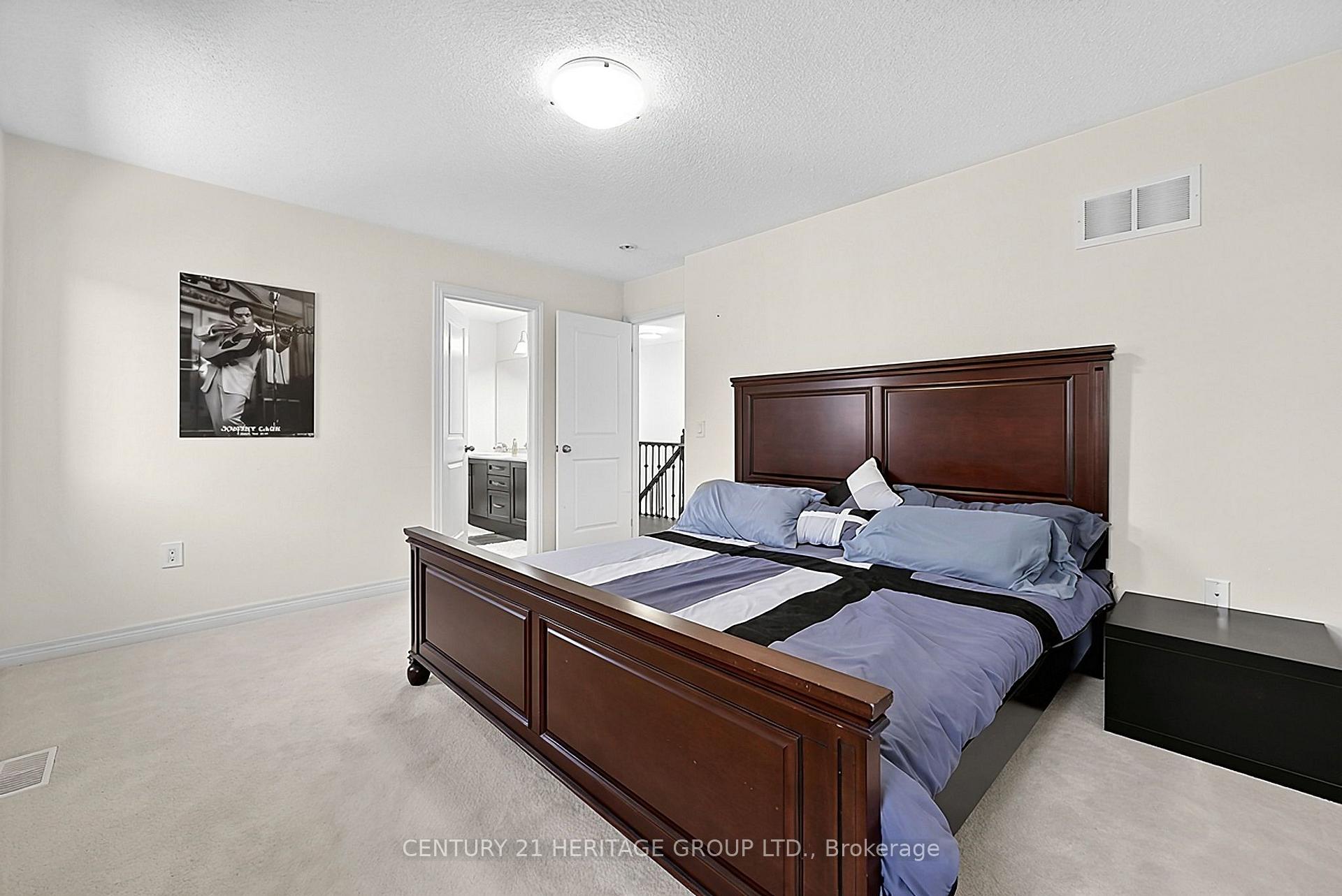 Photo 29 of 67 Manor Forest Road, East Gwillimbury, Mt Albert — HOMEH