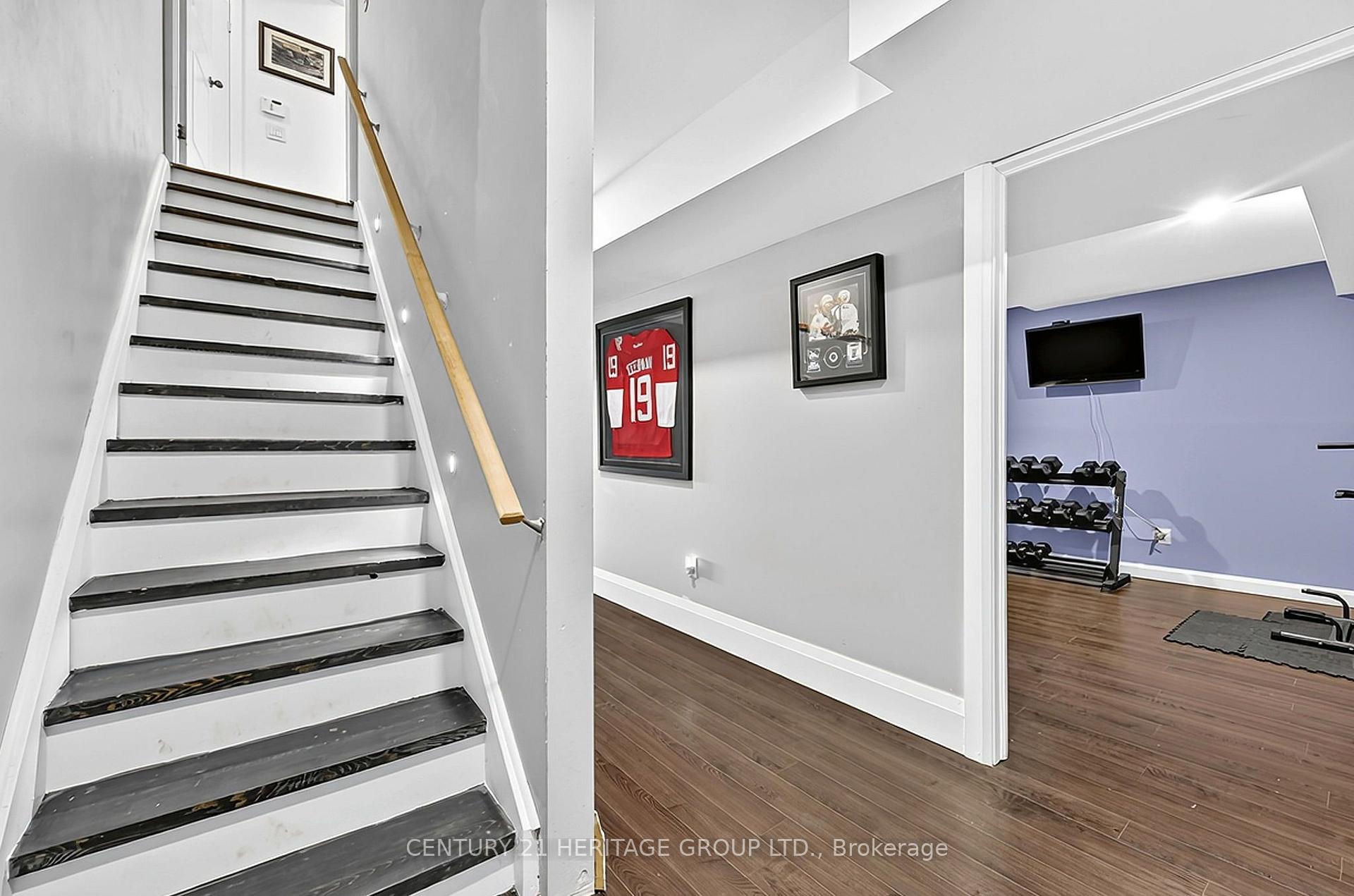 Photo 33 of 67 Manor Forest Road, East Gwillimbury, Mt Albert — HOMEH