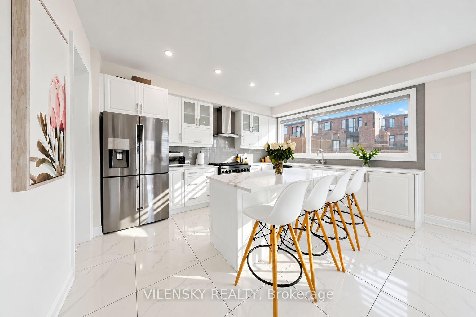 Photo 9 of 2 Bennington Road, Newmarket, Summerhill Estates — HOMEH