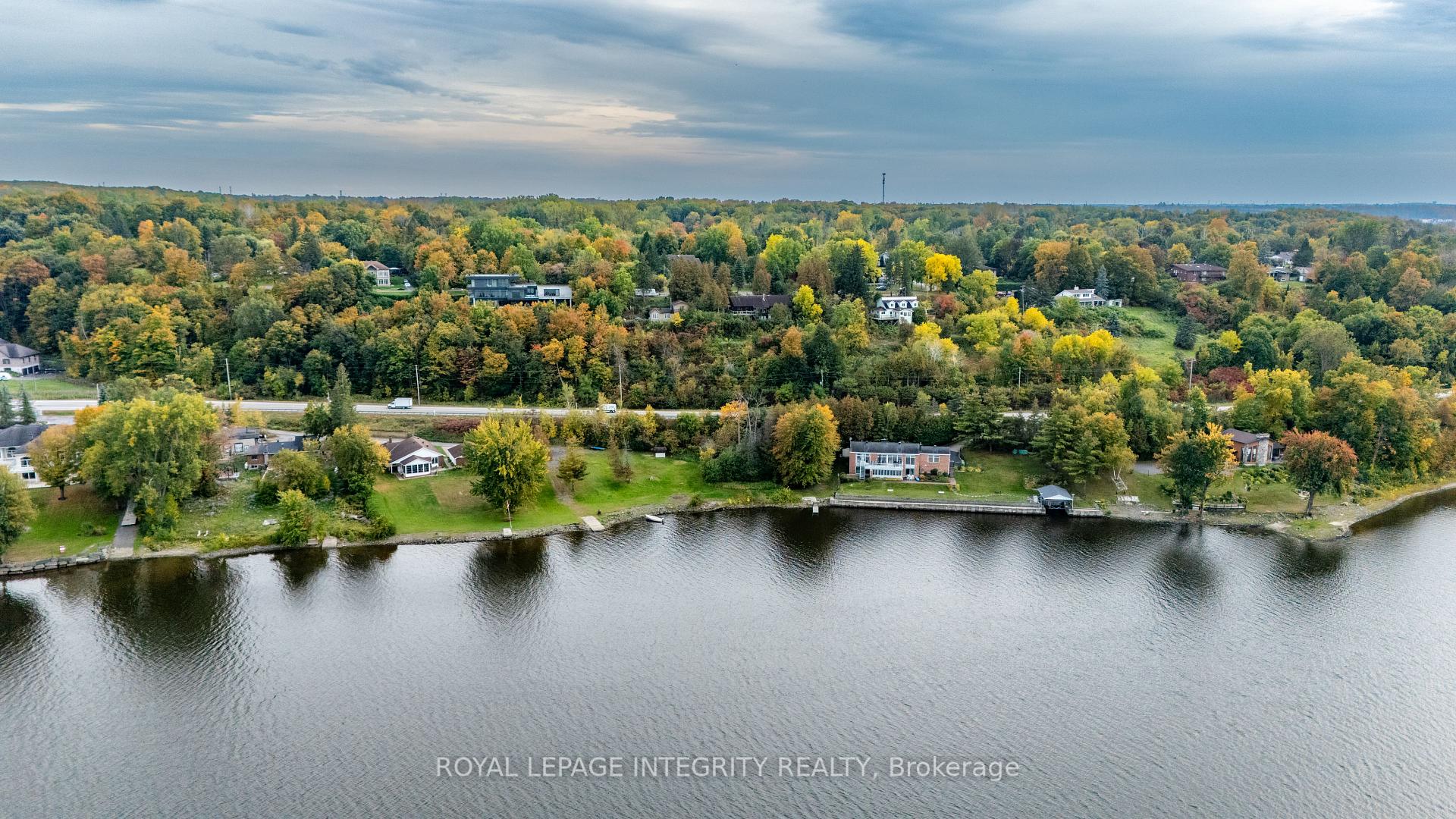 Photo 5 of 1587 Lilac Lane, Ottawa, Camelot — HOMEH