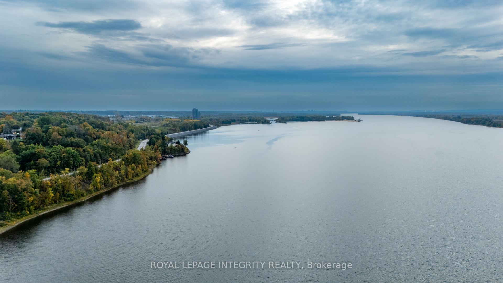 Photo 7 of 1587 Lilac Lane, Ottawa, Camelot — HOMEH