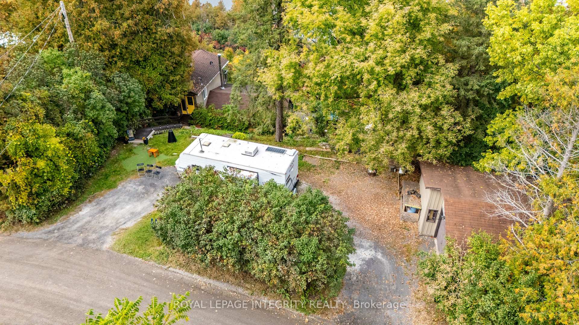 Photo 13 of 1587 Lilac Lane, Ottawa, Camelot — HOMEH