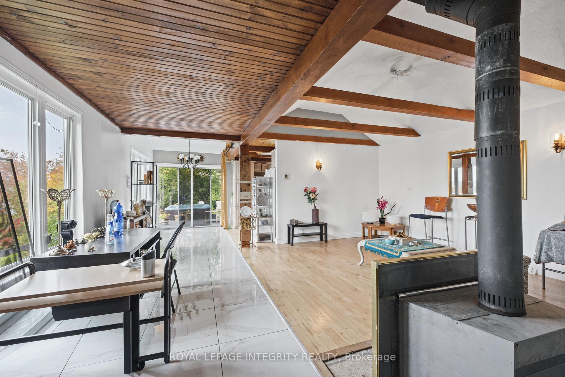 Photo 22 of 1587 Lilac Lane, Ottawa, Camelot — HOMEH