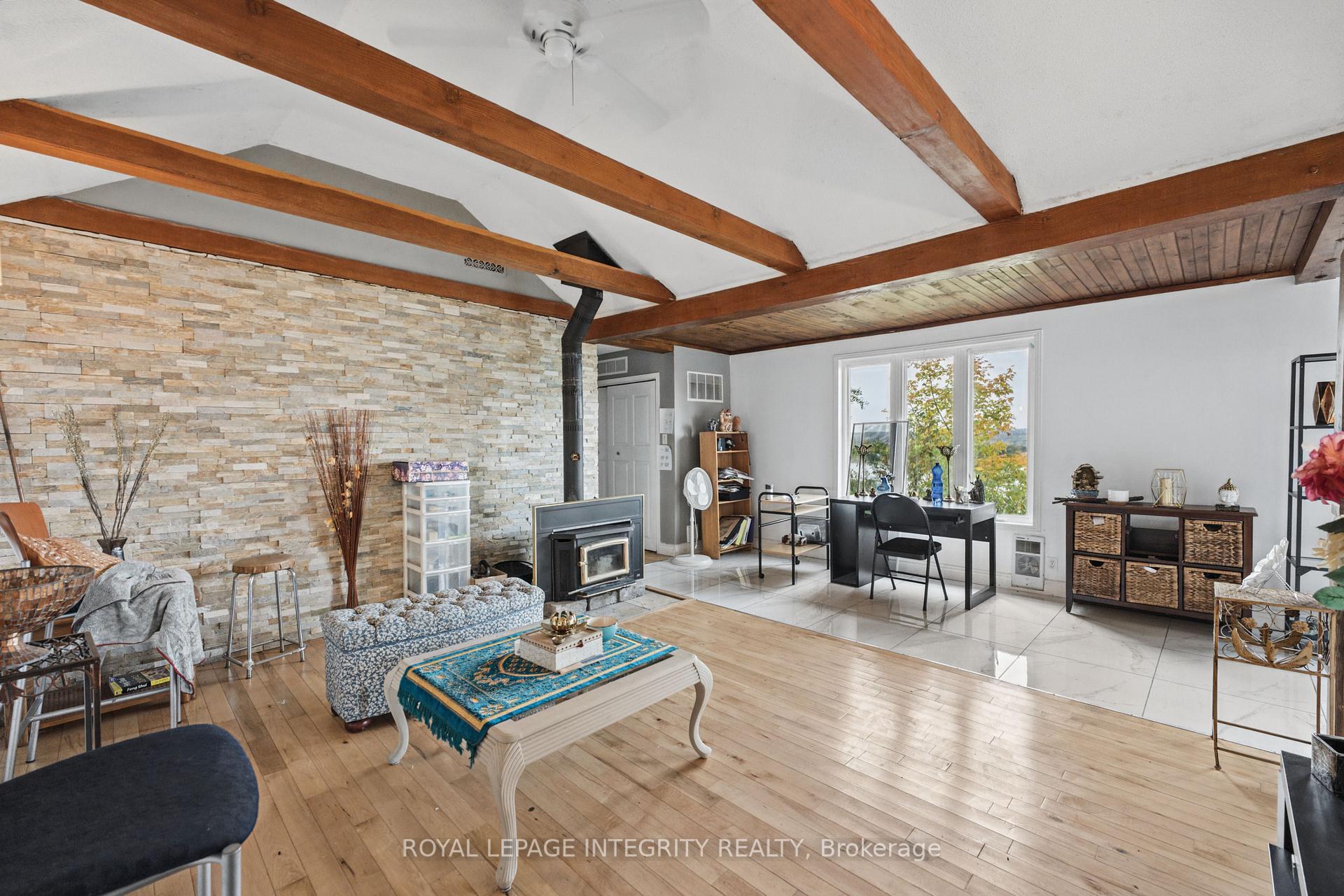 Photo 23 of 1587 Lilac Lane, Ottawa, Camelot — HOMEH