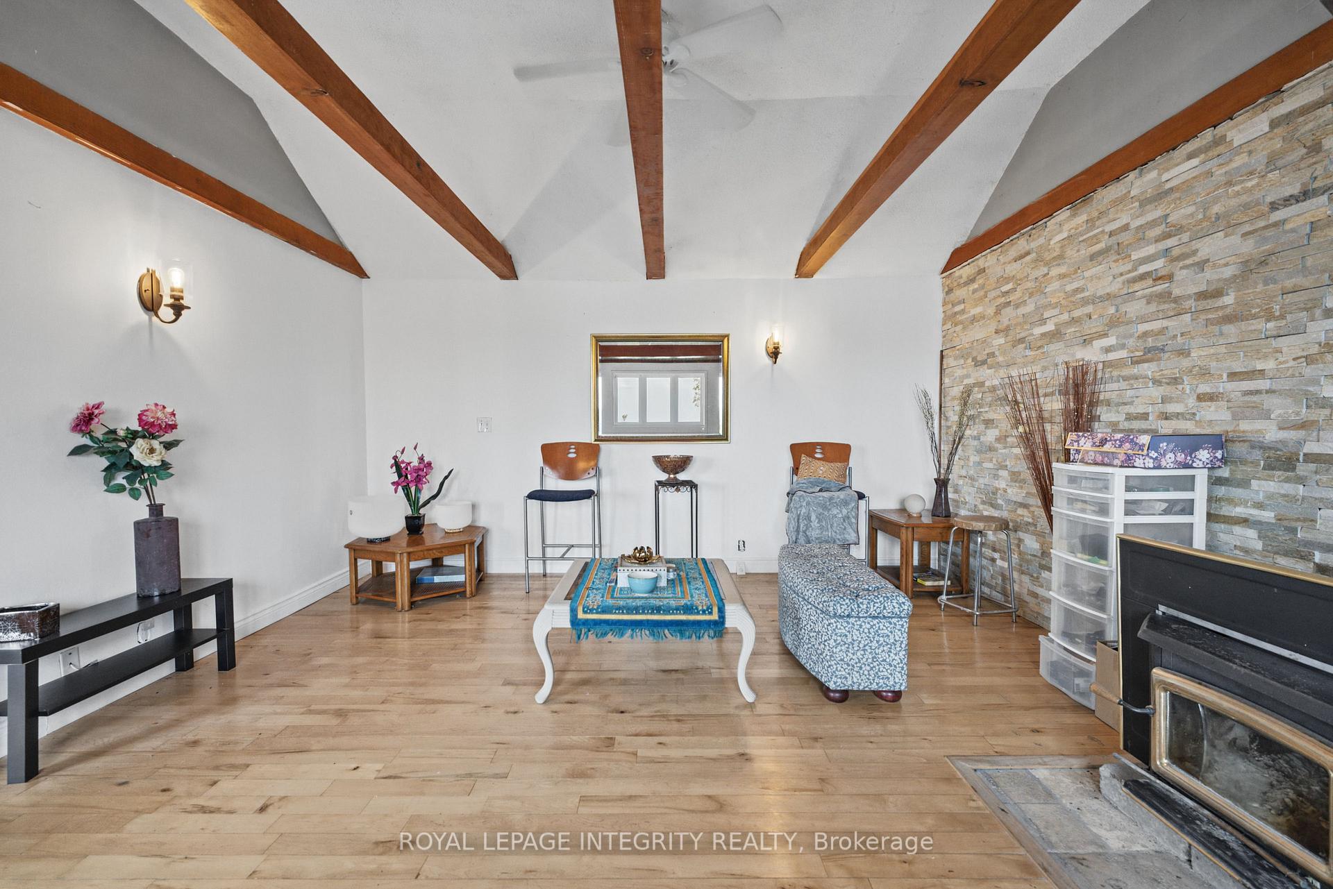 Photo 36 of 1587 Lilac Lane, Ottawa, Camelot — HOMEH