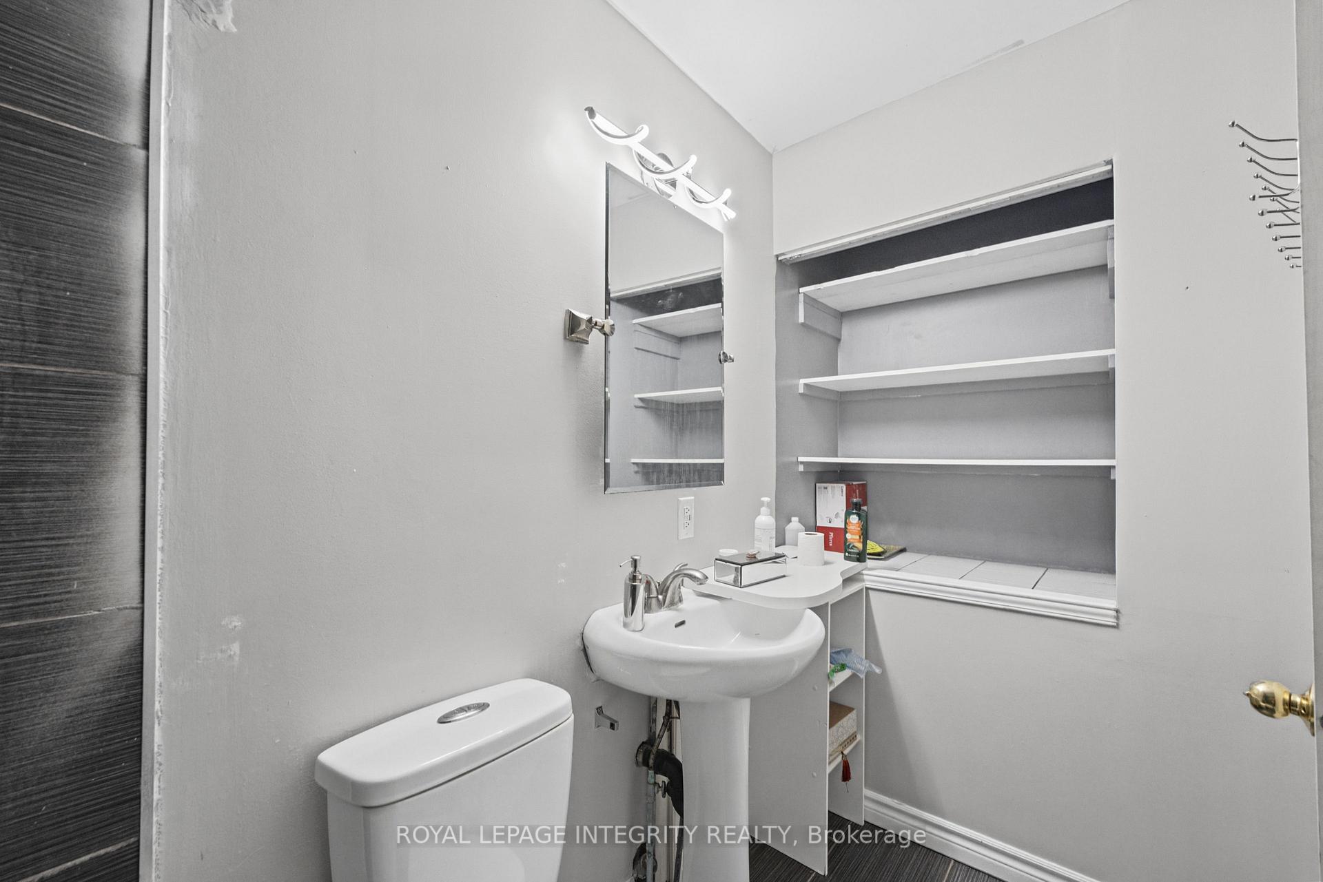 Photo 37 of 1587 Lilac Lane, Ottawa, Camelot — HOMEH