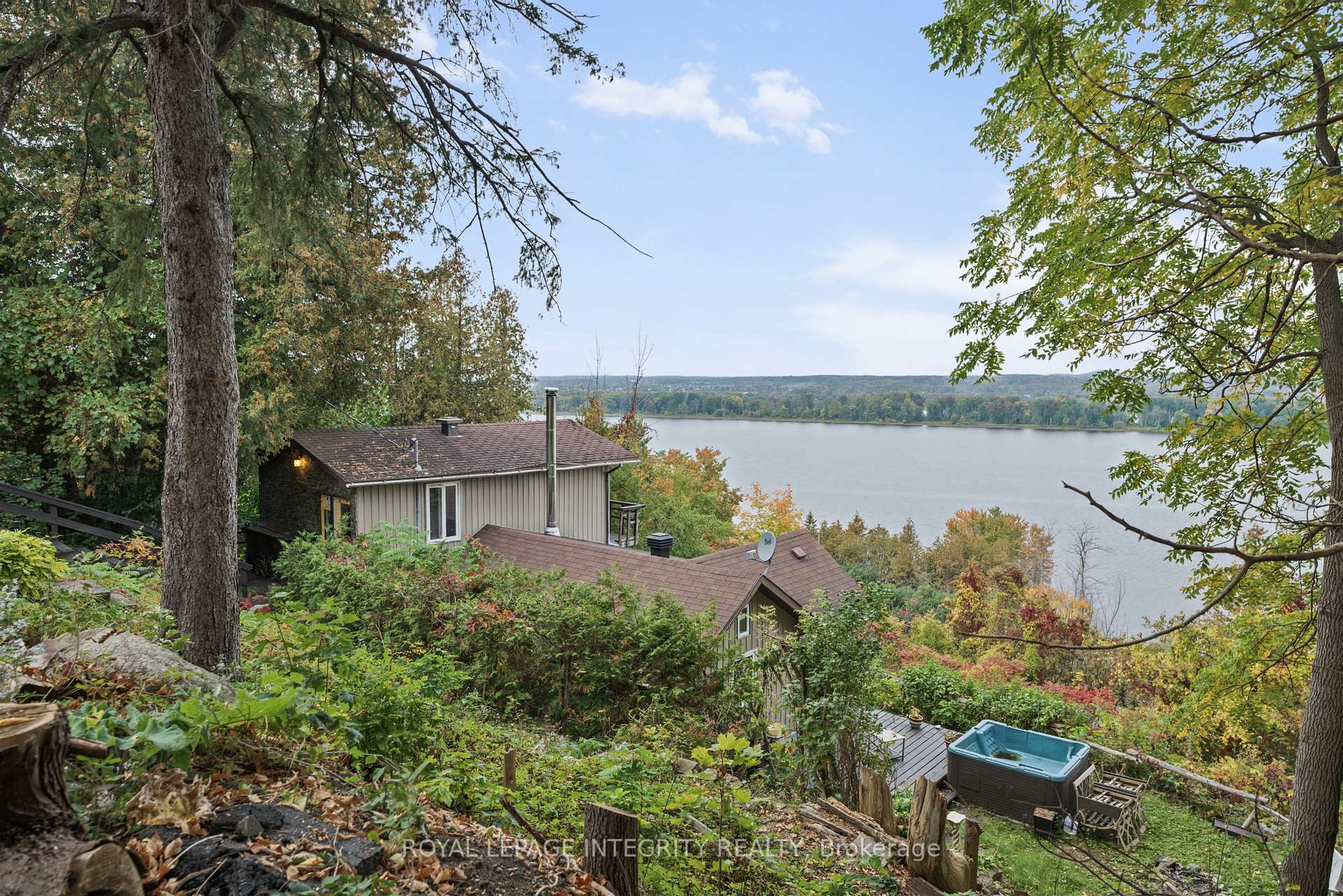 Photo 42 of 1587 Lilac Lane, Ottawa, Camelot — HOMEH