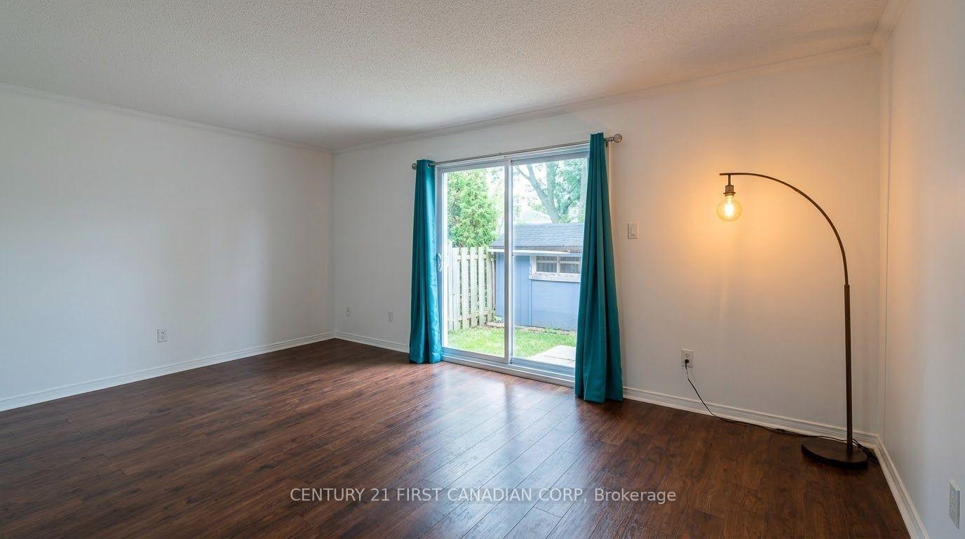 Photo 4 of Unit 47, 1247 Huron Street, London, East C — HOMEH