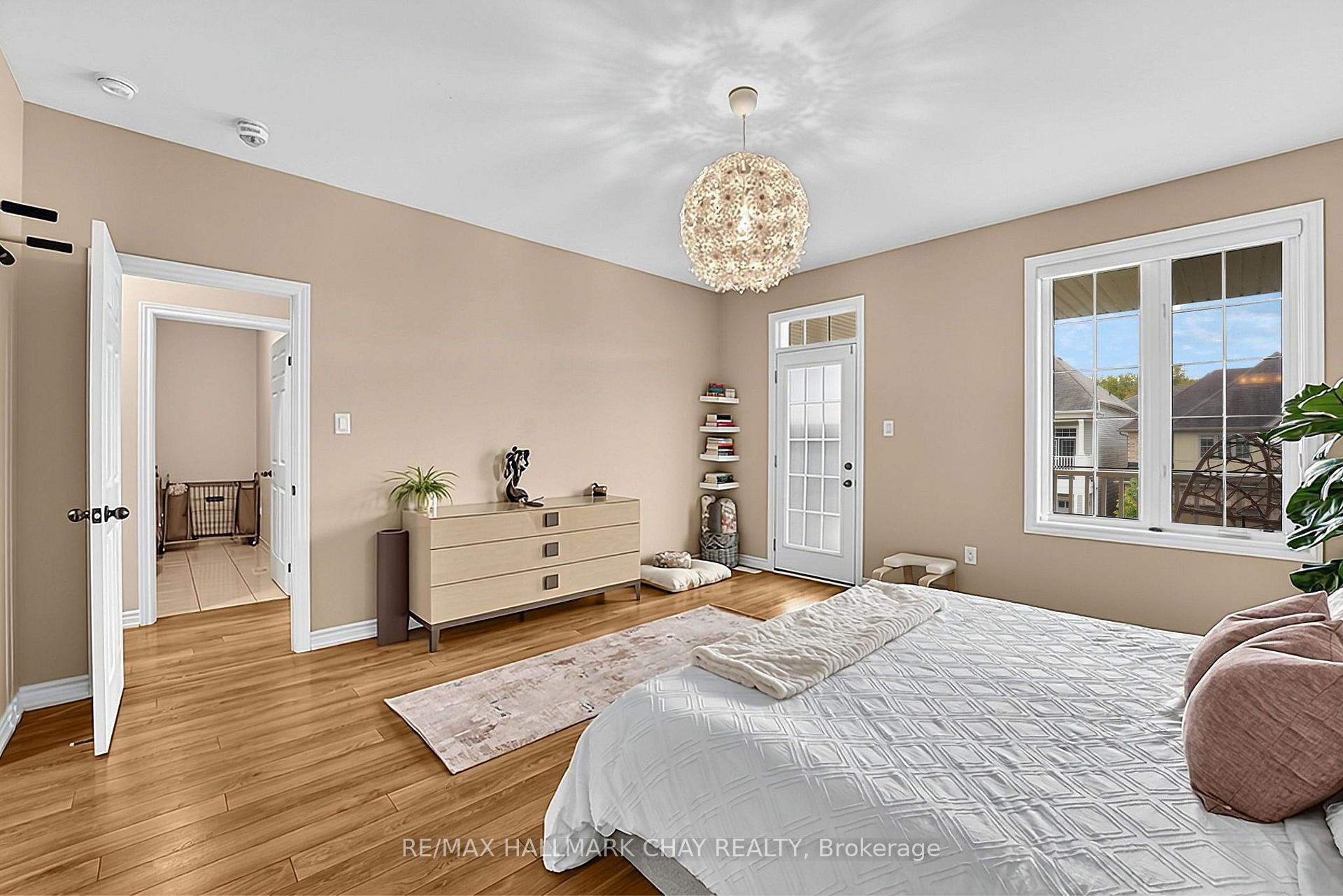 Photo 34 of 8445 Sweet Chestnut Drive, Niagara Falls, Brown — HOMEH