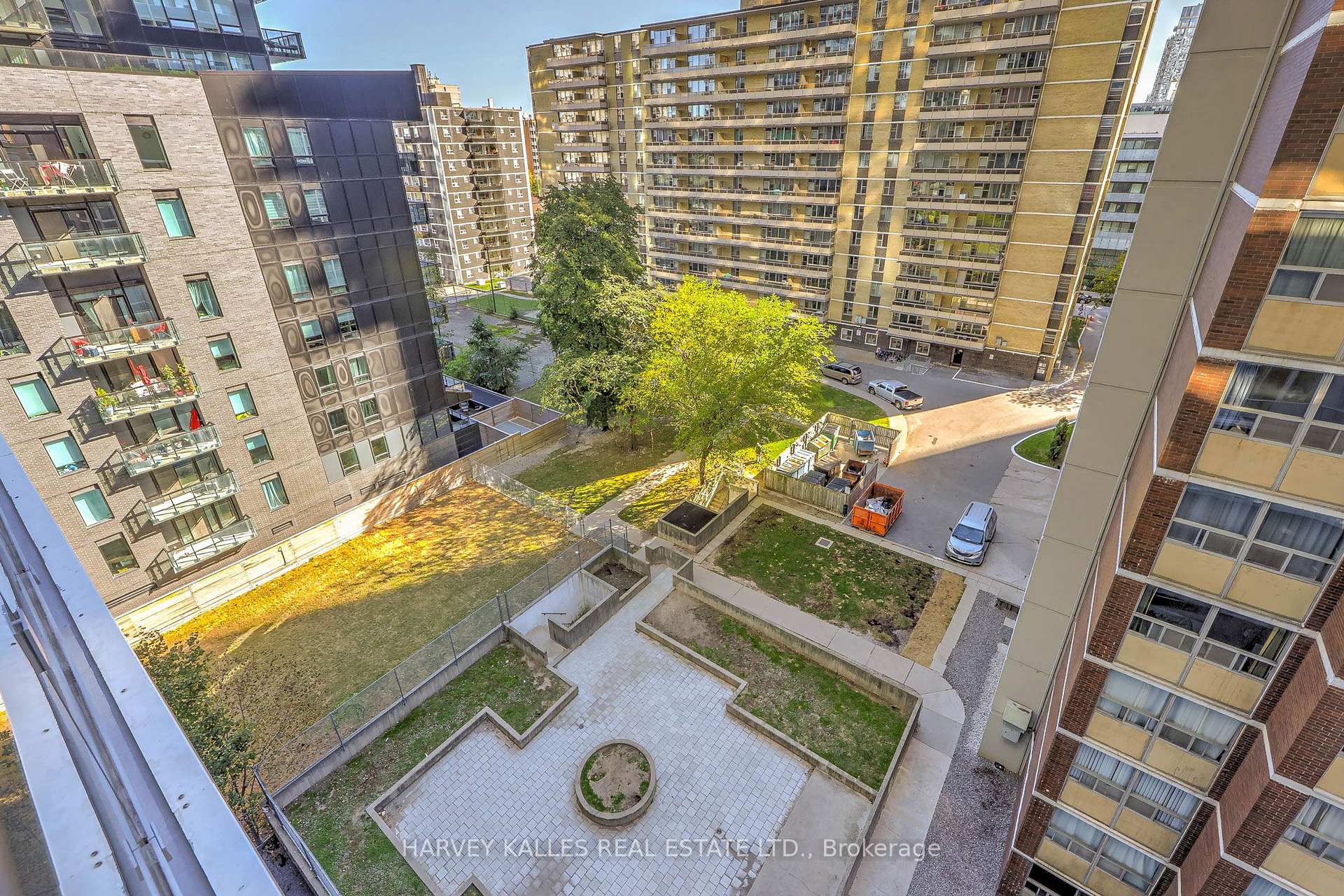 Photo 30 of Unit 706, 195 Redpath Avenue, Toronto, Mount Pleasant West — HOMEH