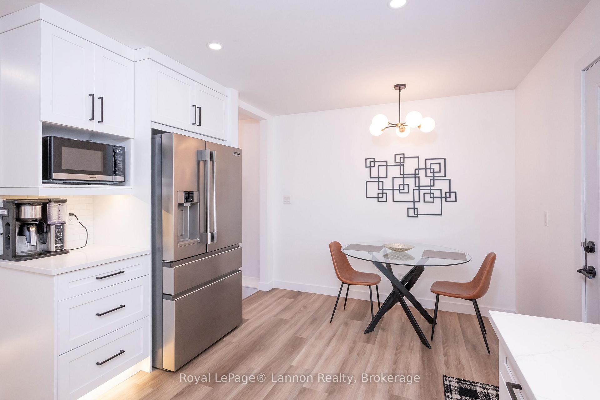 Photo 10 of 524 Wiltshire Crescent, Thunder Bay, Northwood Park — HOMEH