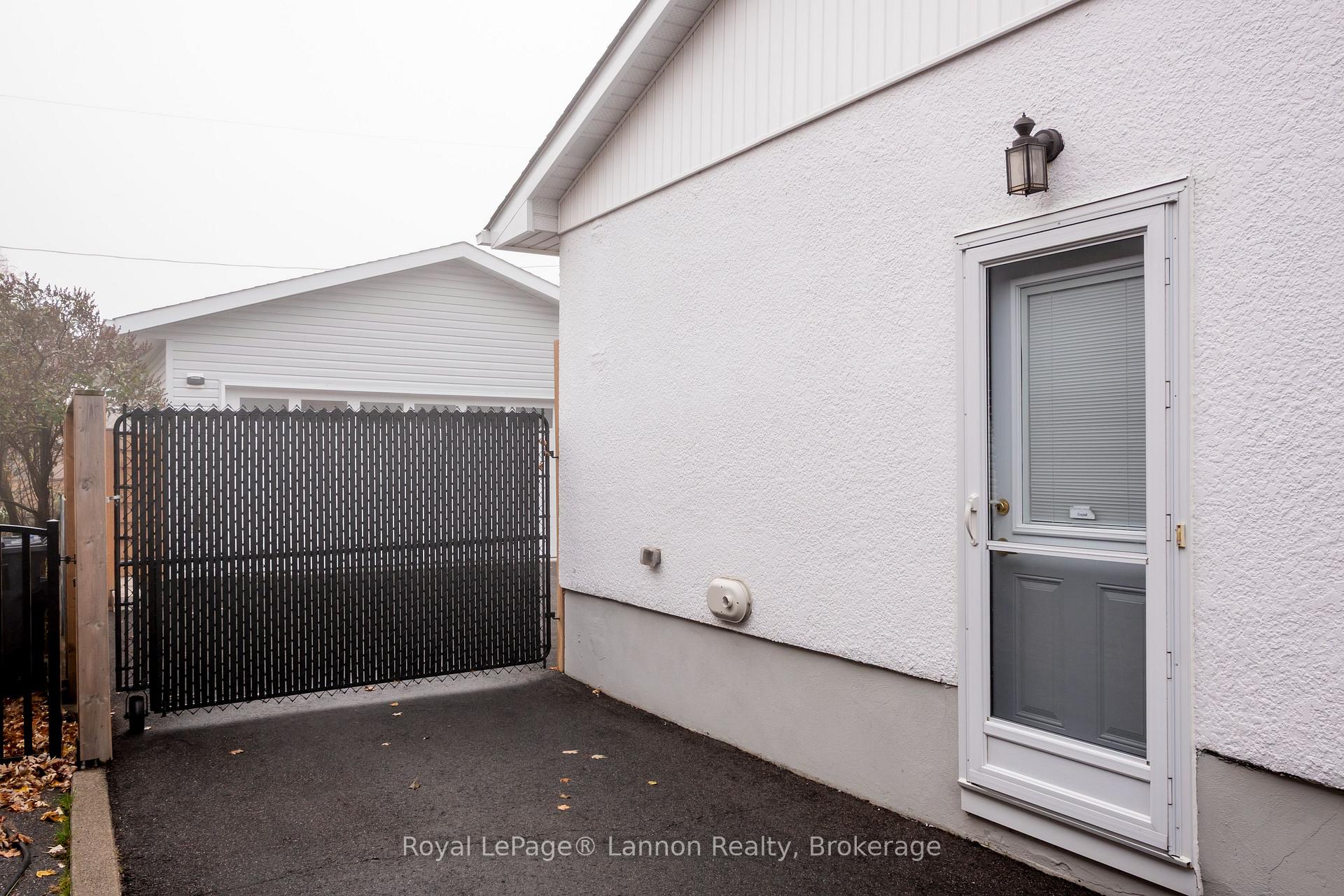 Photo 35 of 524 Wiltshire Crescent, Thunder Bay, Northwood Park — HOMEH