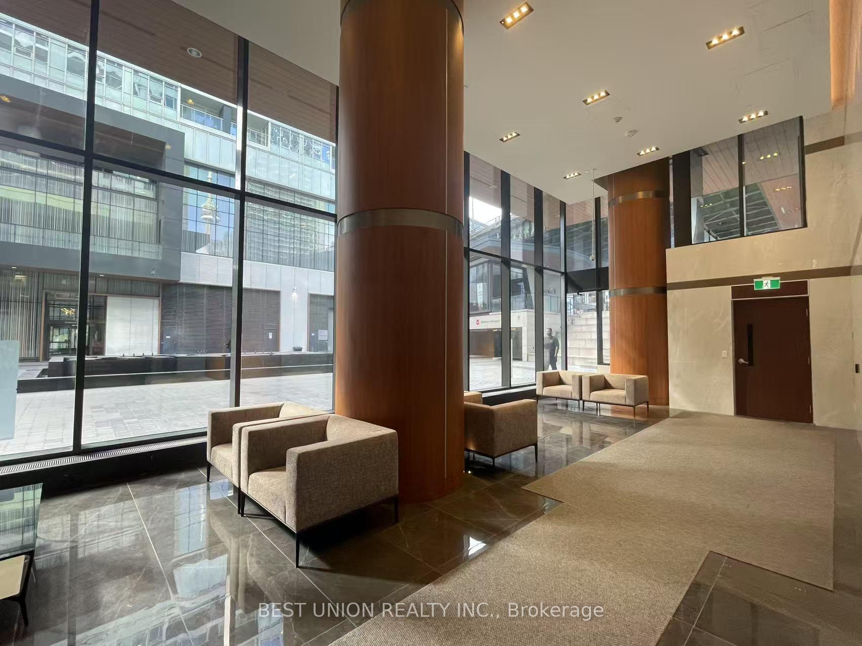 Photo 3 of Unit 3910, 17 Bathurst Street, Toronto, Waterfront Communities — HOMEH