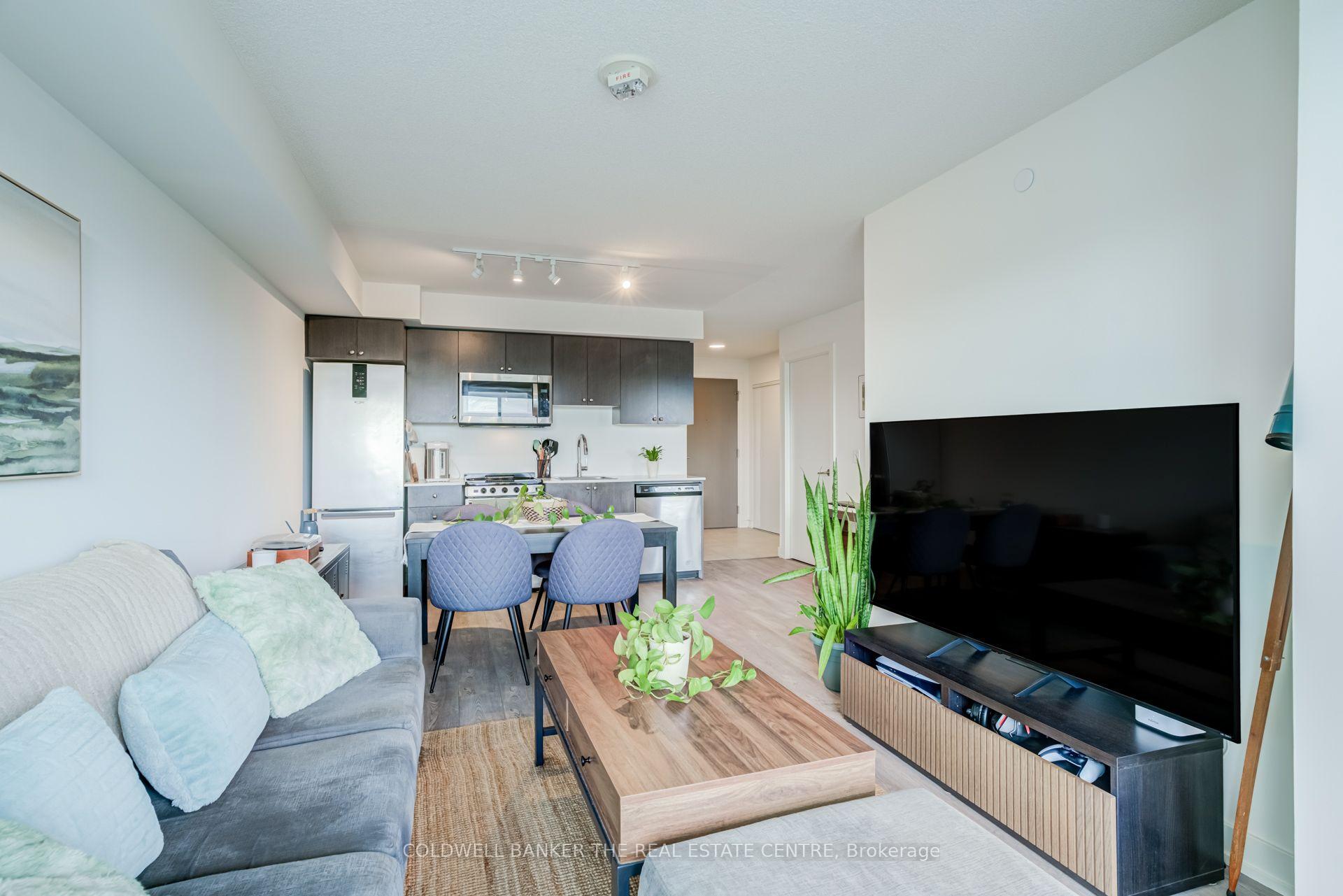 Photo 18 of Unit 412, 10 Wilby Crescent, North York, Weston — HOMEH