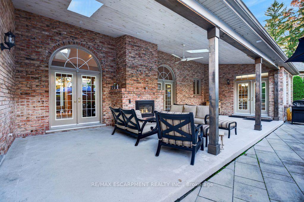 Photo 41 of 9 Harrington Place, Hamilton, Ancaster — HOMEH