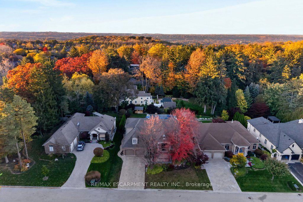 Photo 45 of 9 Harrington Place, Hamilton, Ancaster — HOMEH
