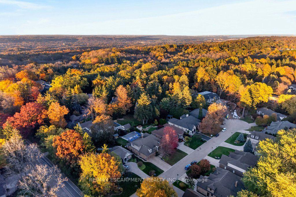 Photo 47 of 9 Harrington Place, Hamilton, Ancaster — HOMEH