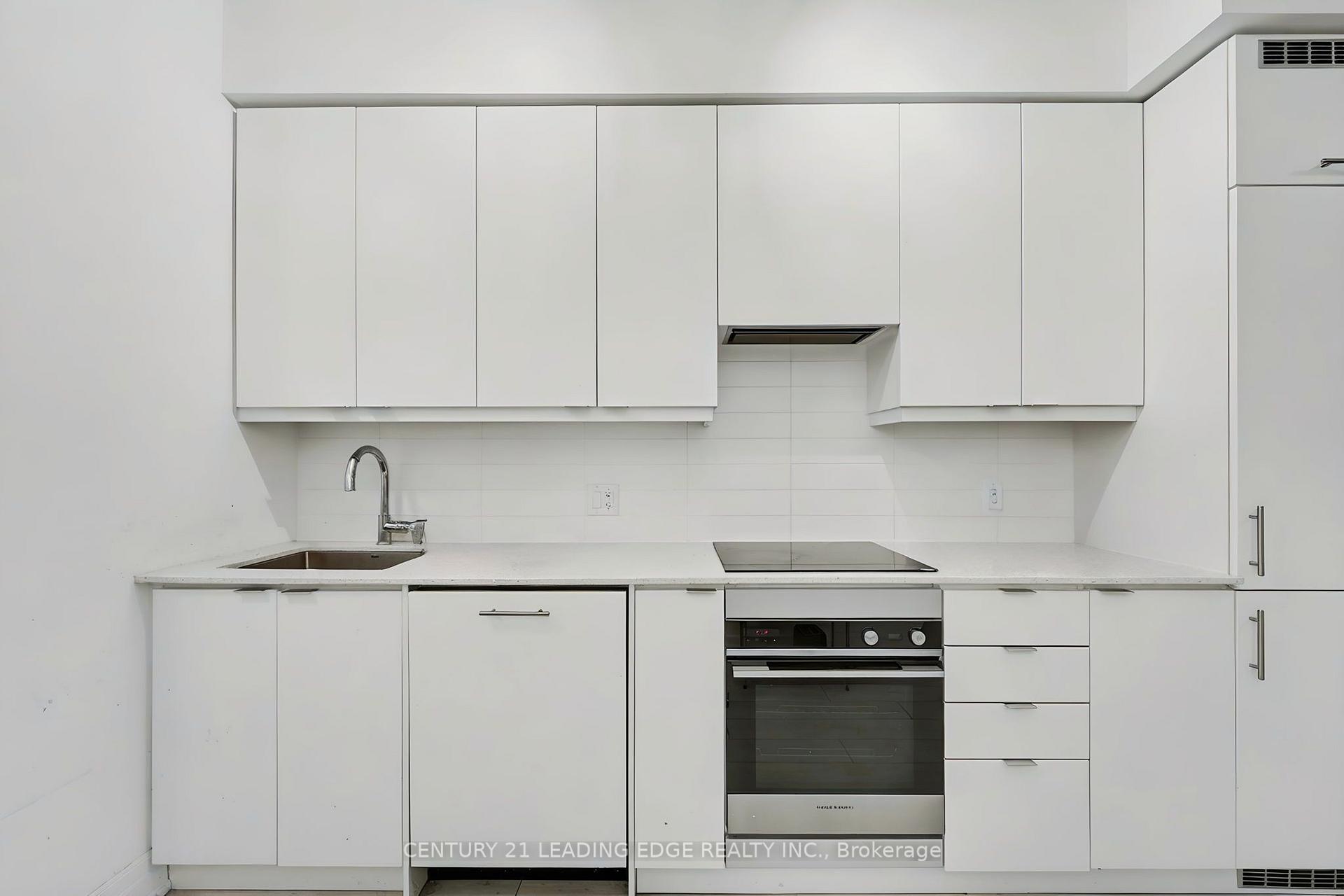 Photo 22 of 30 Elm Drive W, Mississauga, Fairview — HOMEH