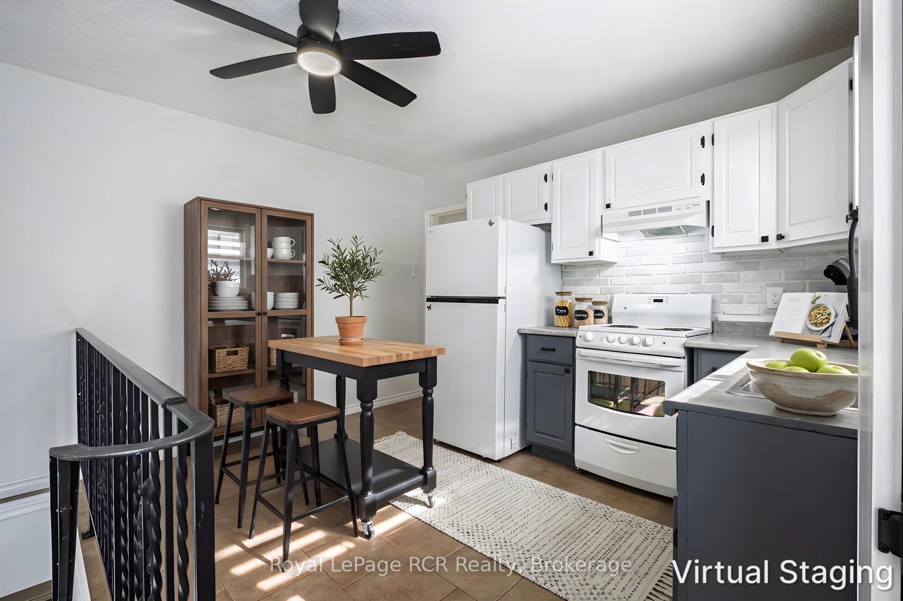 Photo 6 of 330 Melvin Avenue, Hamilton, McQuesten — HOMEH