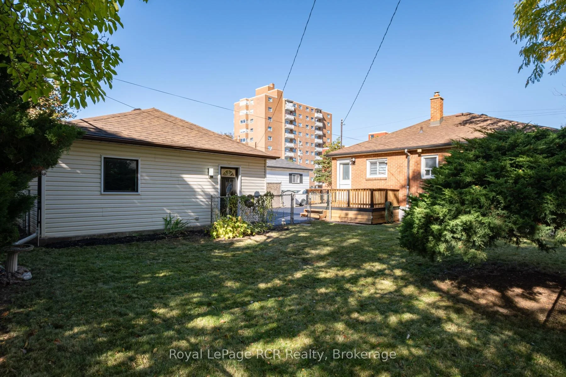 Photo 33 of 330 Melvin Avenue, Hamilton, McQuesten — HOMEH