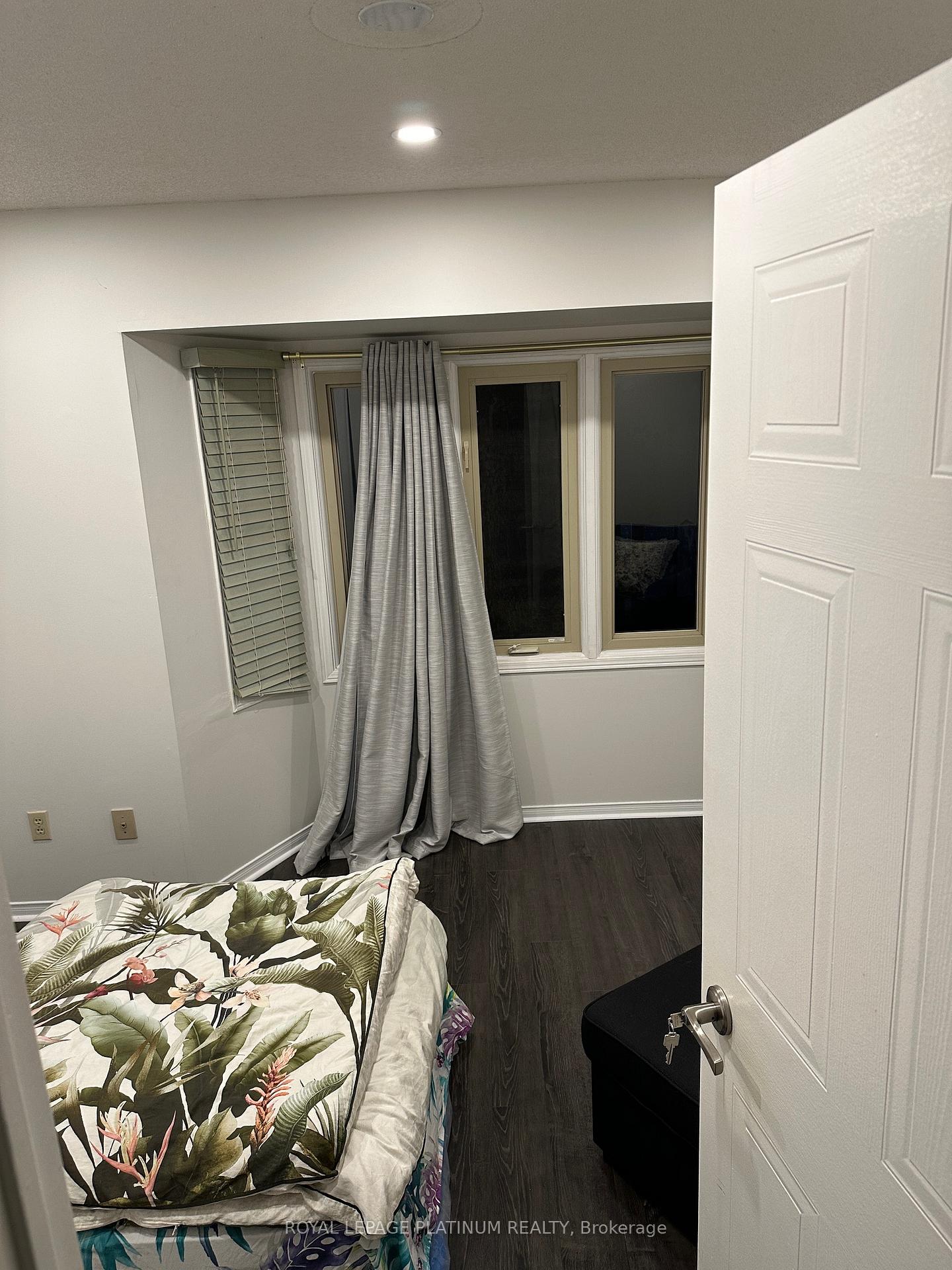 Photo 17 of Unit 611, 895 Maple Avenue, Burlington, Brant — HOMEH