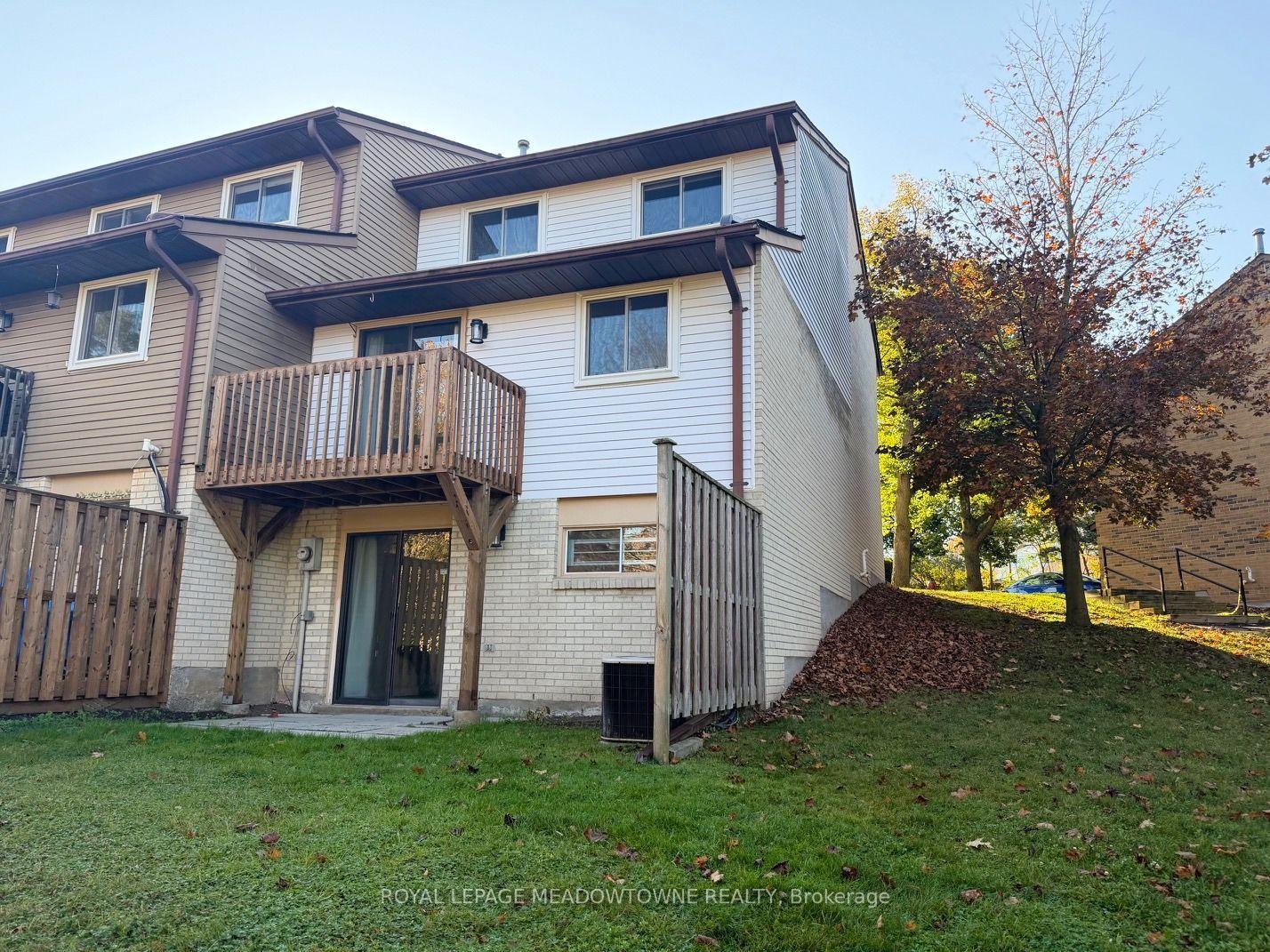 Photo 49 of 122 Lynden Circle, Halton Hills, Georgetown — HOMEH