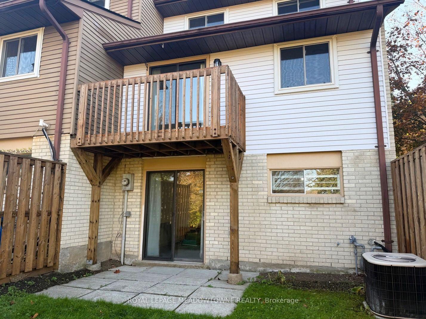 Photo 51 of 122 Lynden Circle, Halton Hills, Georgetown — HOMEH