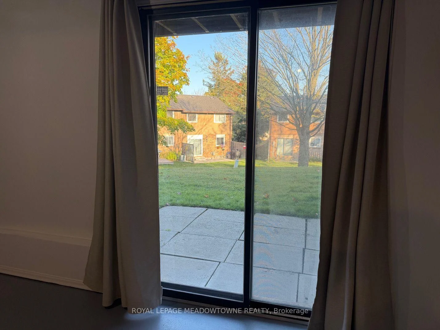 Photo 46 of 122 Lynden Circle, Halton Hills, Georgetown — HOMEH