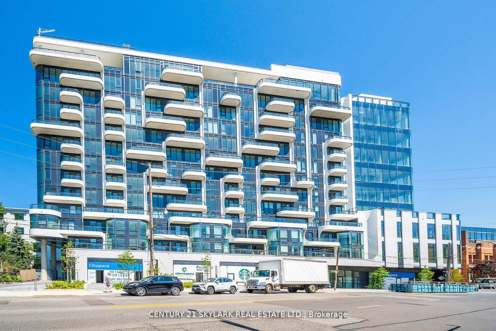 Photo of Unit 903, 322 Dupont Street