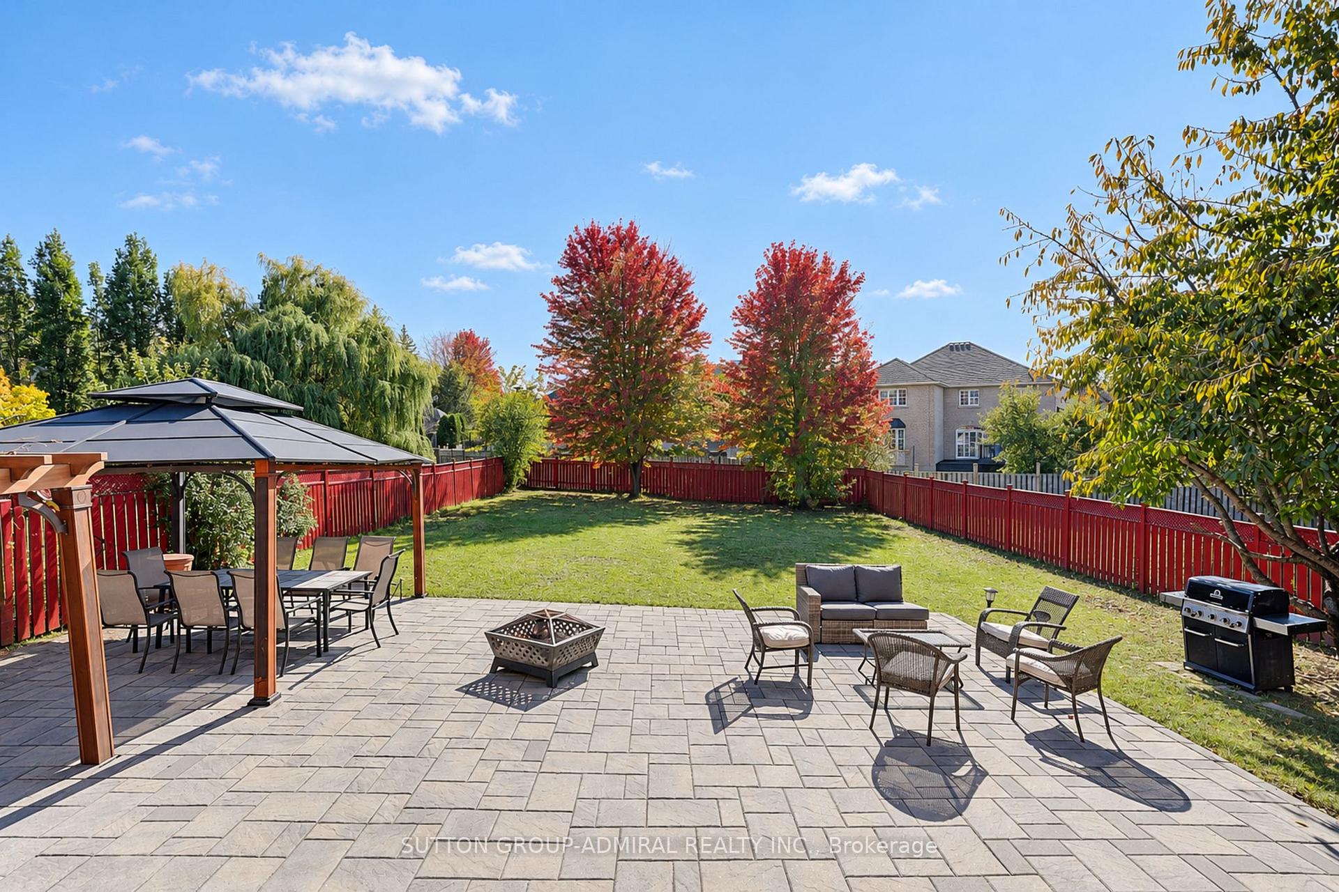 Photo 2 of 51 Glen Forest Drive, Vaughan, Uplands — HOMEH