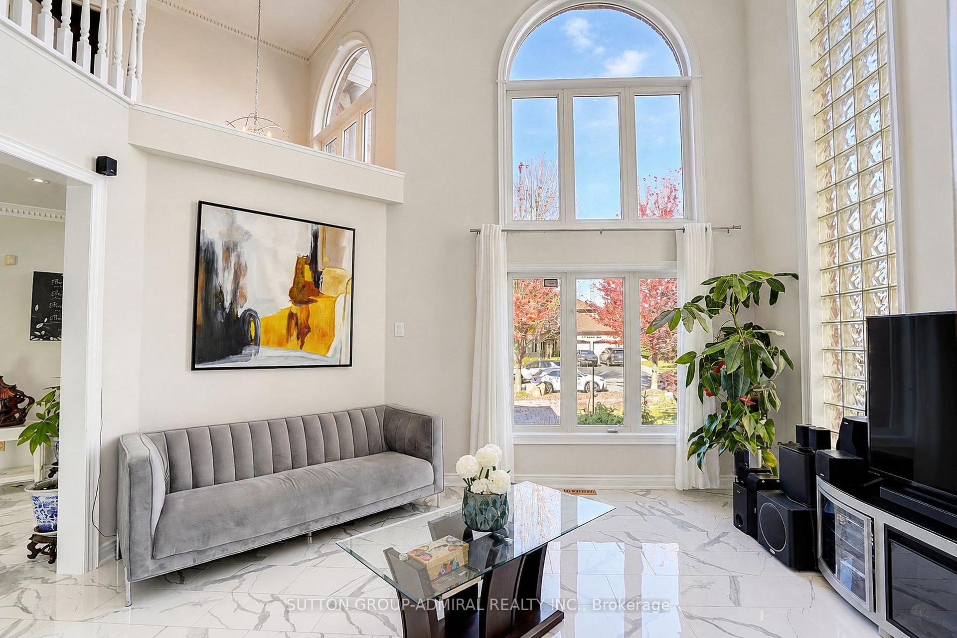 Photo 10 of 51 Glen Forest Drive, Vaughan, Uplands — HOMEH