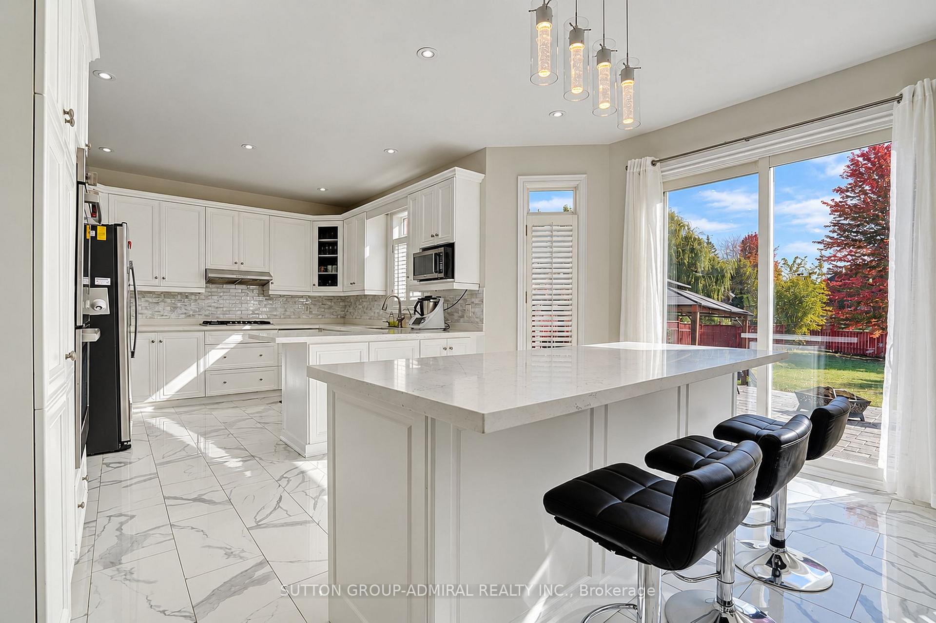 Photo 14 of 51 Glen Forest Drive, Vaughan, Uplands — HOMEH
