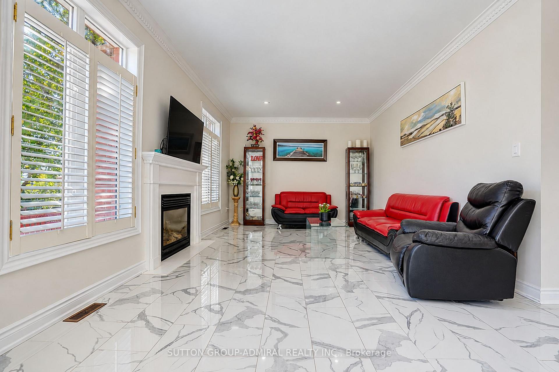 Photo 17 of 51 Glen Forest Drive, Vaughan, Uplands — HOMEH