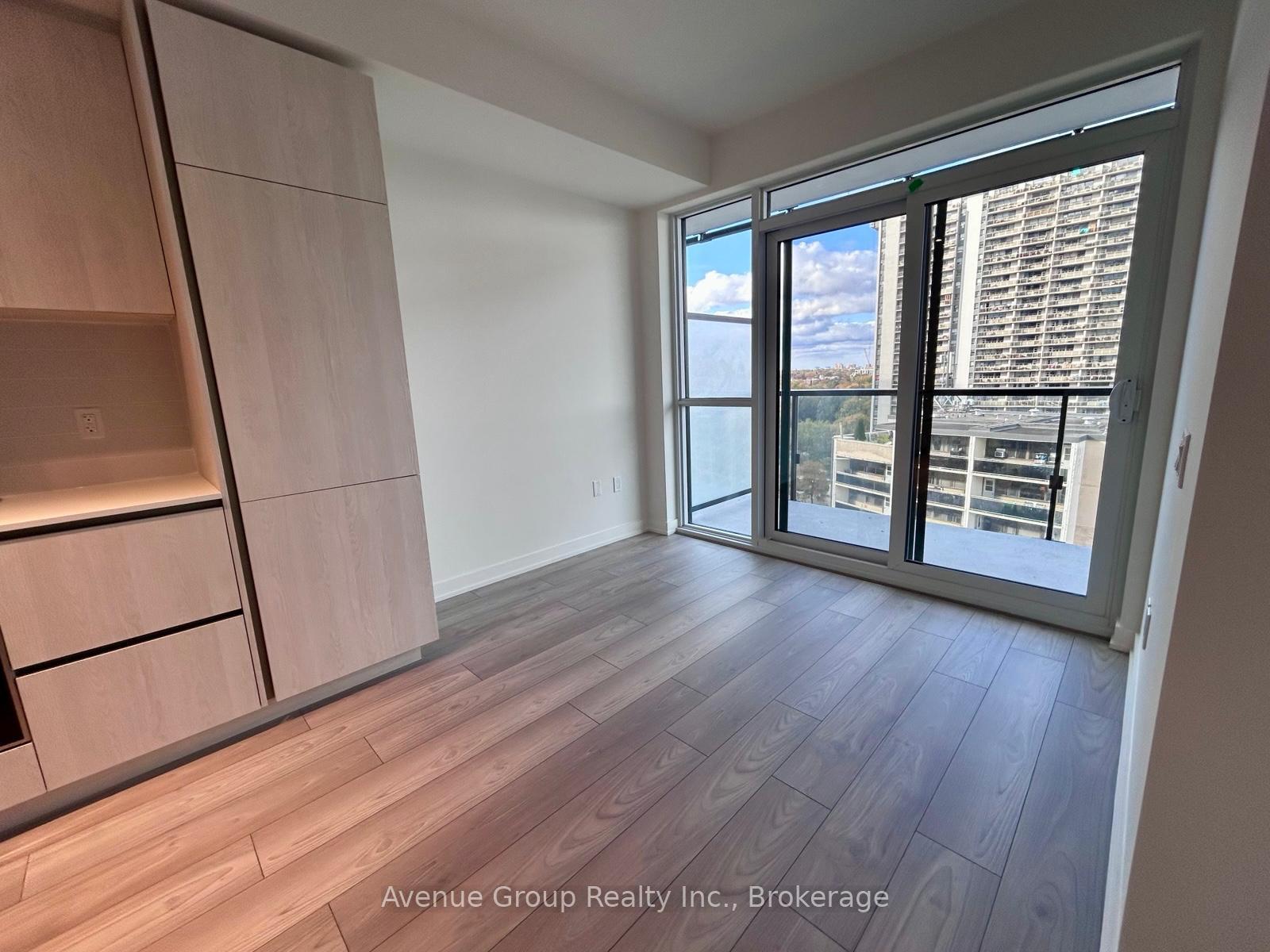 Photo 7 of Unit 1201, 120 Broadway Avenue, Toronto, Mount Pleasant West — HOMEH