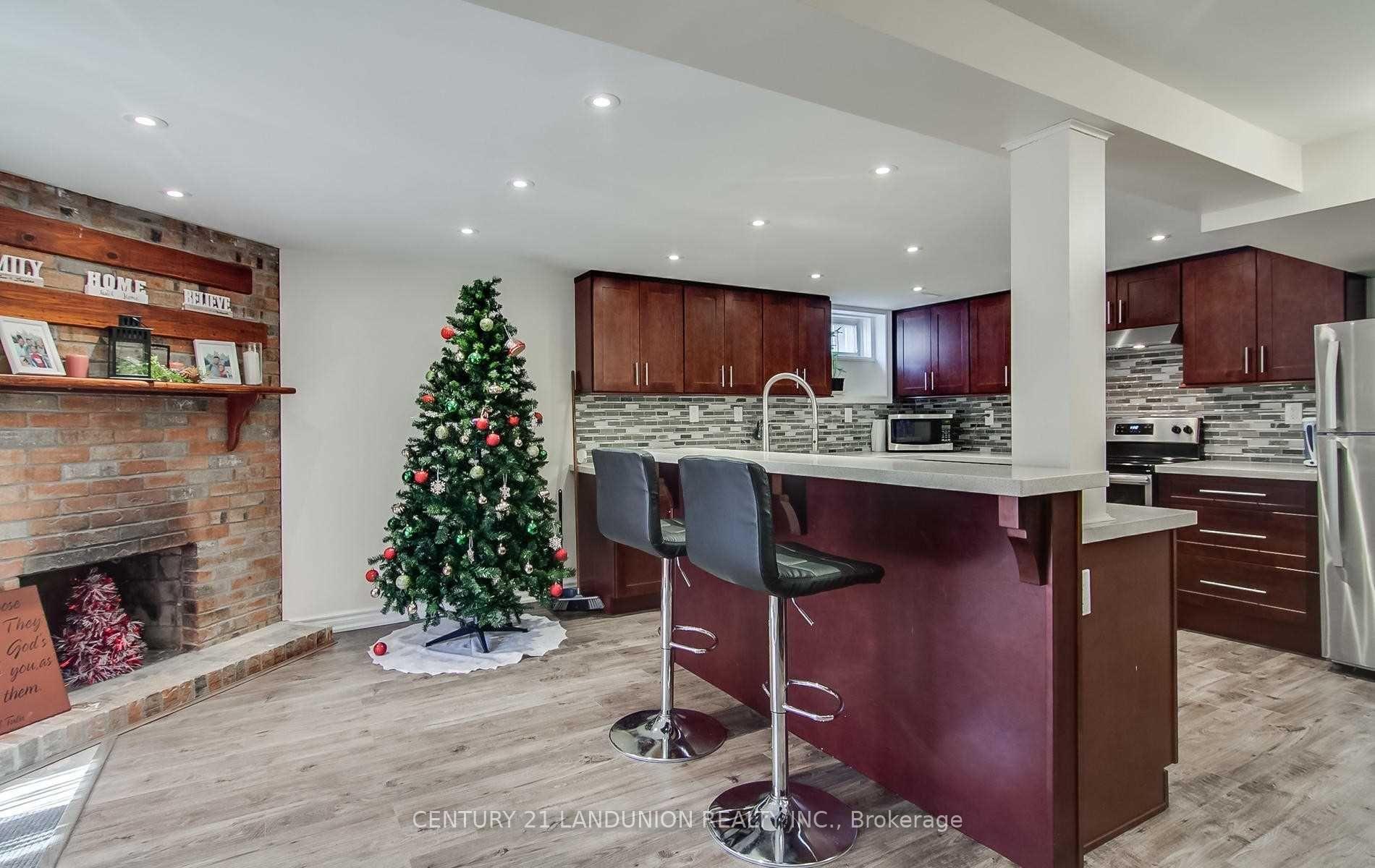 Photo 6 of Unit Basement, 27 Havagal Crescent, Markham, Markville — HOMEH