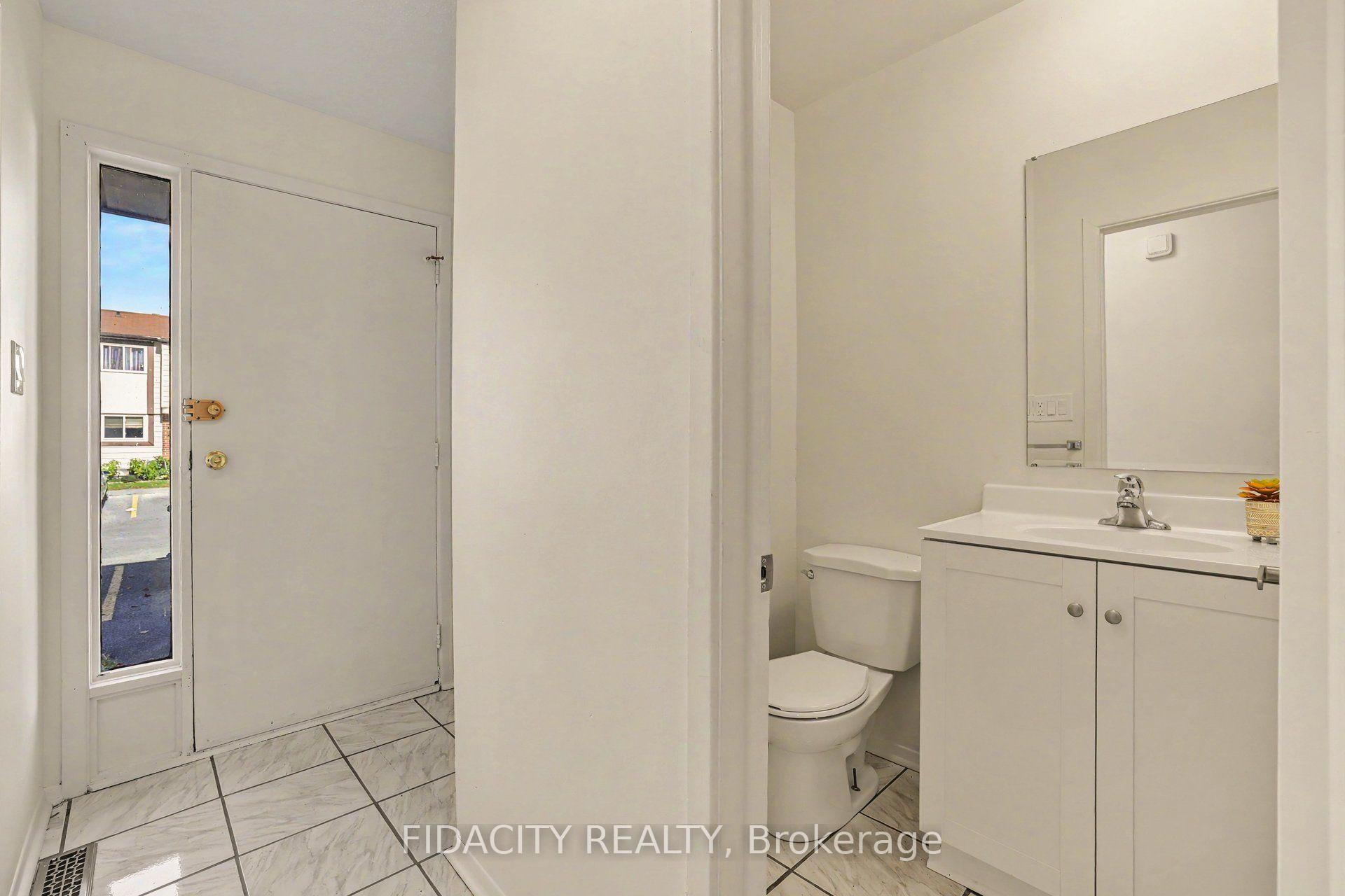 Photo 2 of Unit 39, 44 Foxfield Drive E, Ottawa, Barrhaven - Knollsbrook — HOMEH