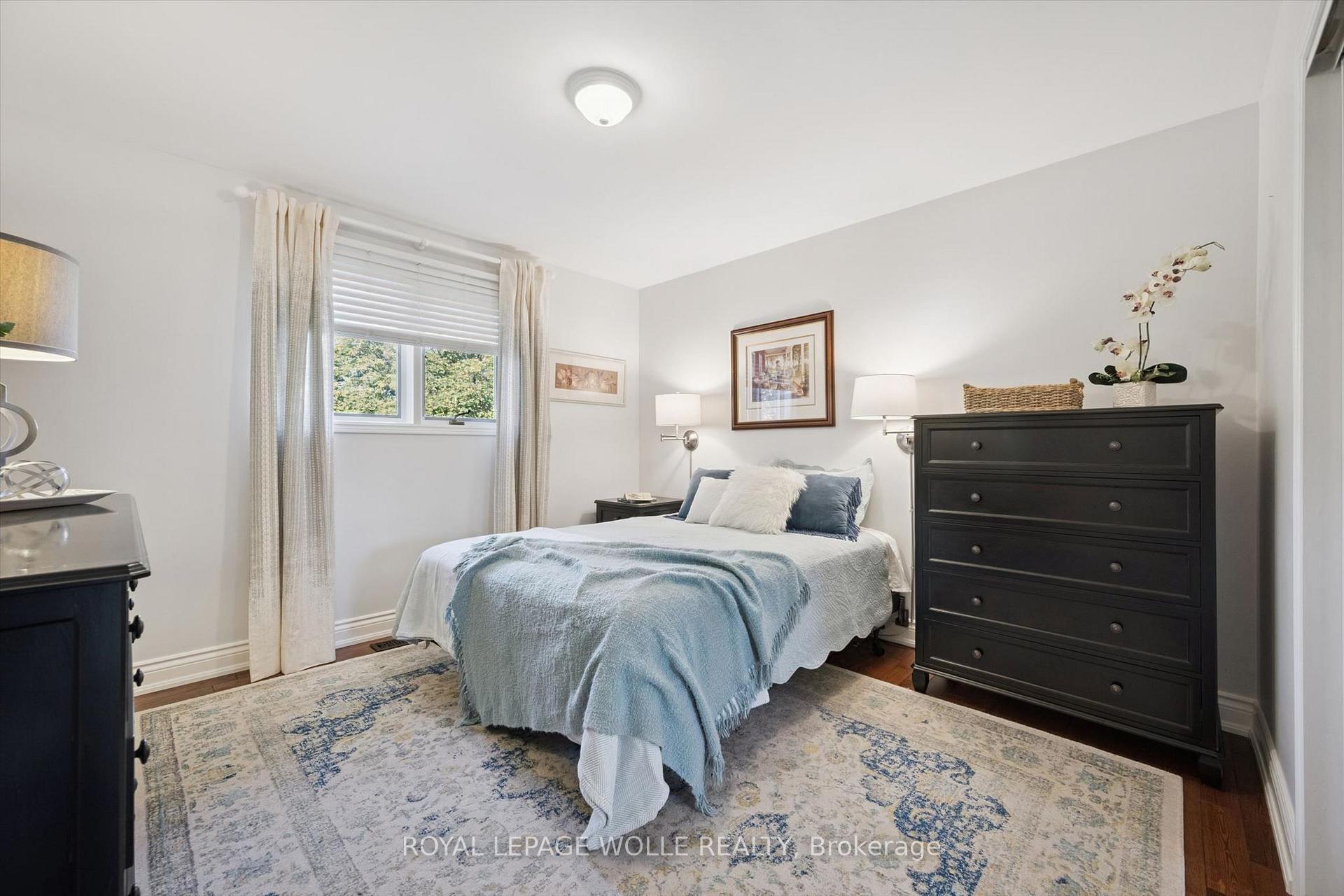 Photo 13 of 301 Martindale Crescent, Waterloo, Lakeshore Village — HOMEH