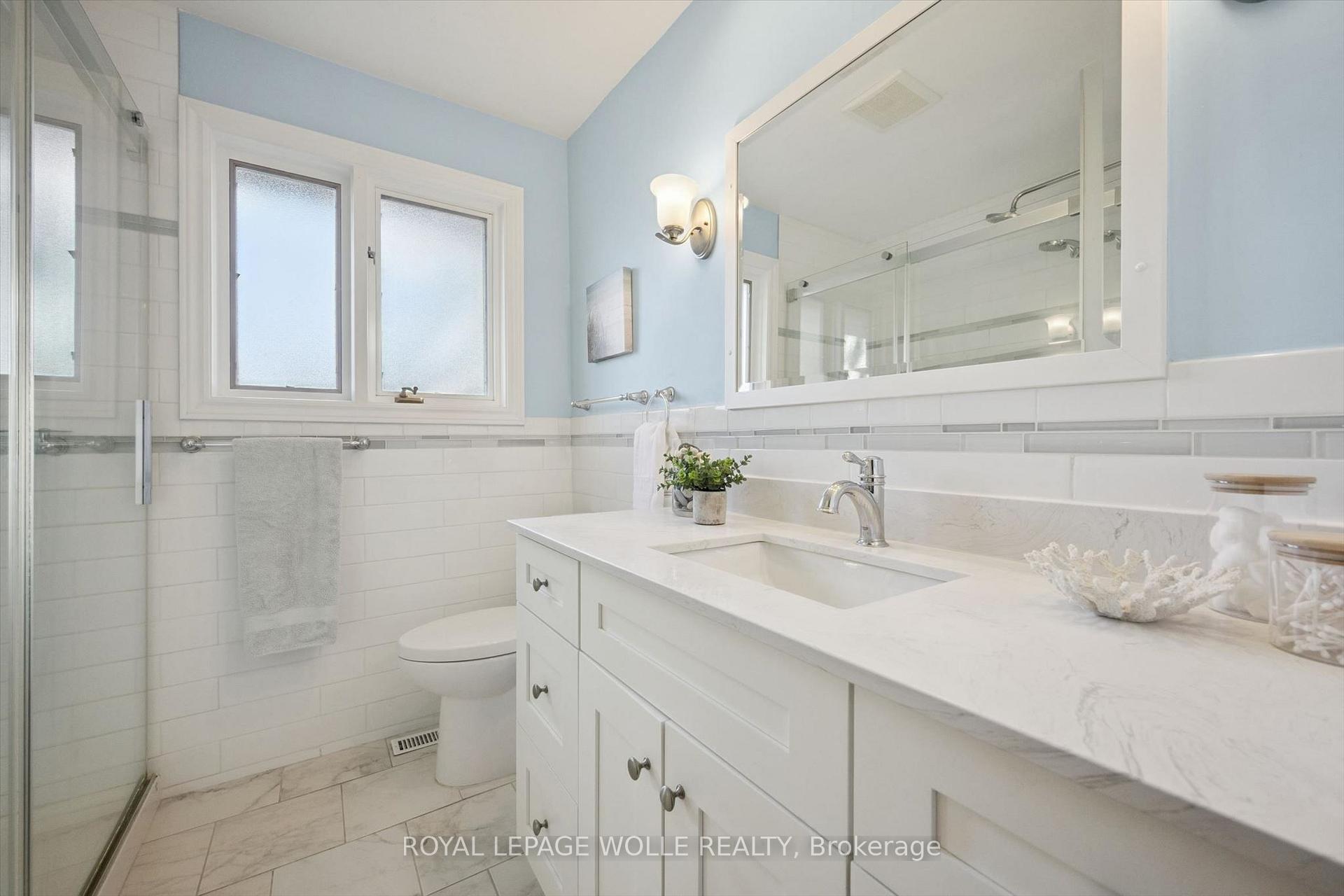 Photo 19 of 301 Martindale Crescent, Waterloo, Lakeshore Village — HOMEH