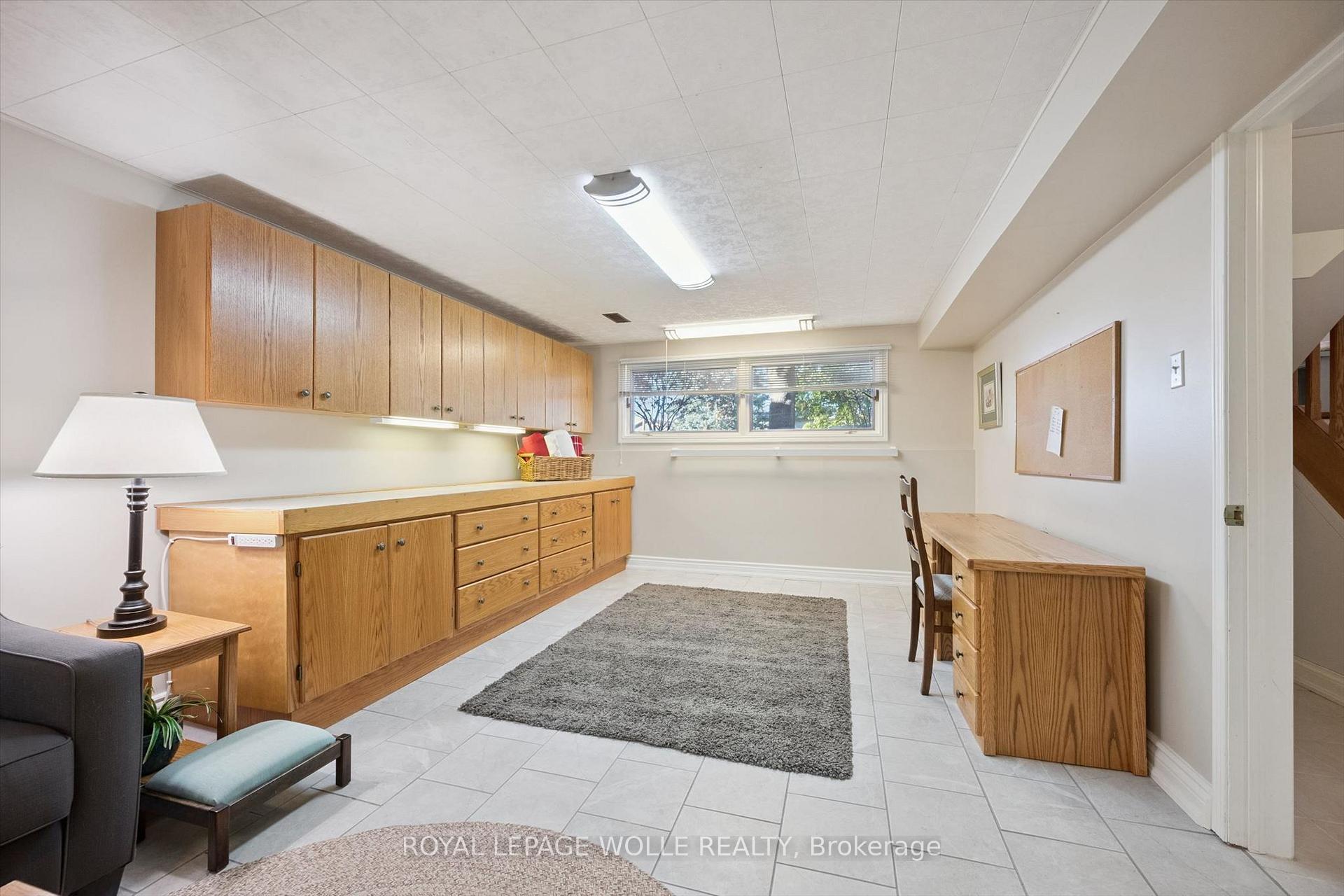 Photo 23 of 301 Martindale Crescent, Waterloo, Lakeshore Village — HOMEH