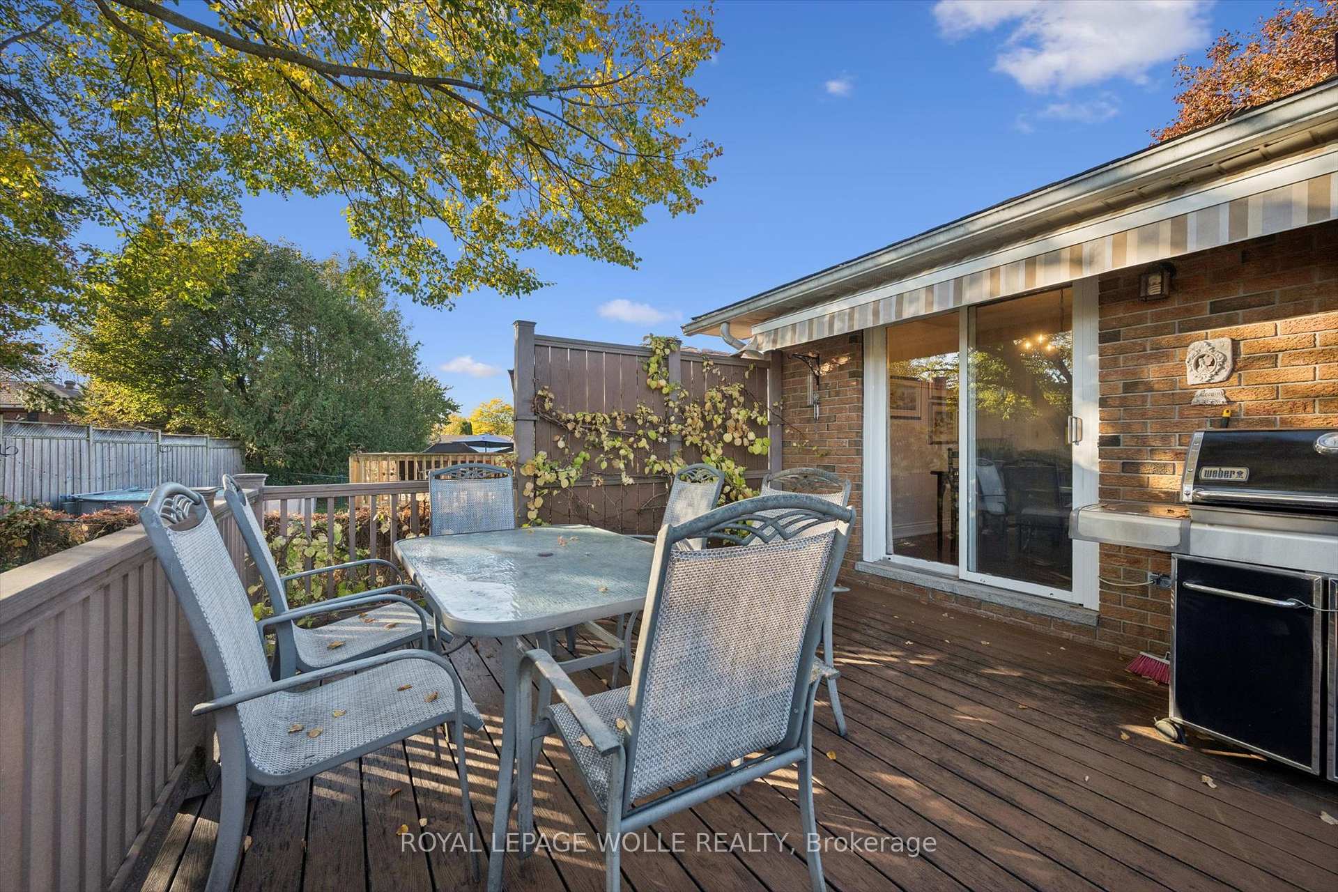 Photo 30 of 301 Martindale Crescent, Waterloo, Lakeshore Village — HOMEH