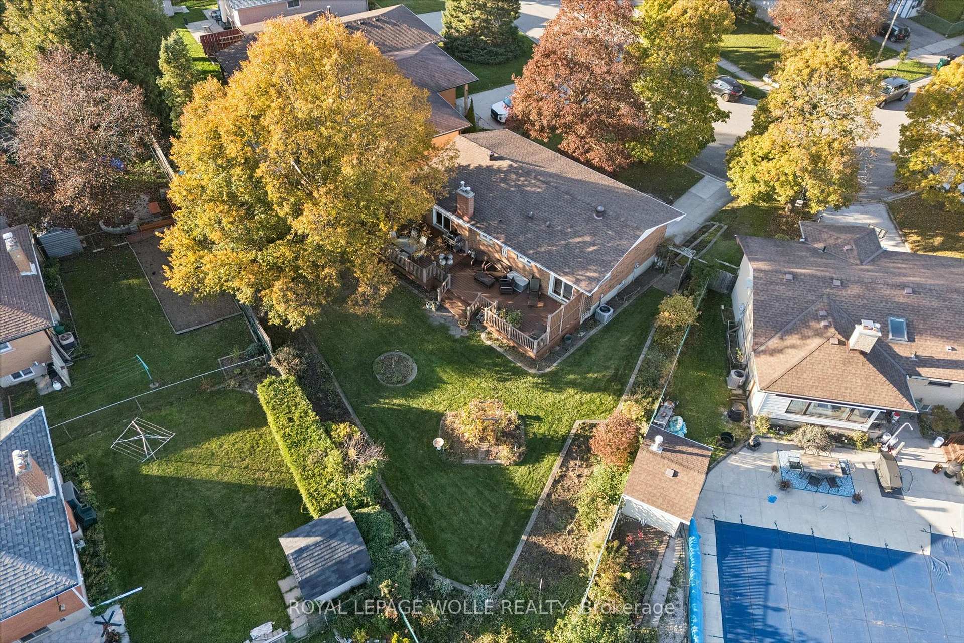 Photo 37 of 301 Martindale Crescent, Waterloo, Lakeshore Village — HOMEH