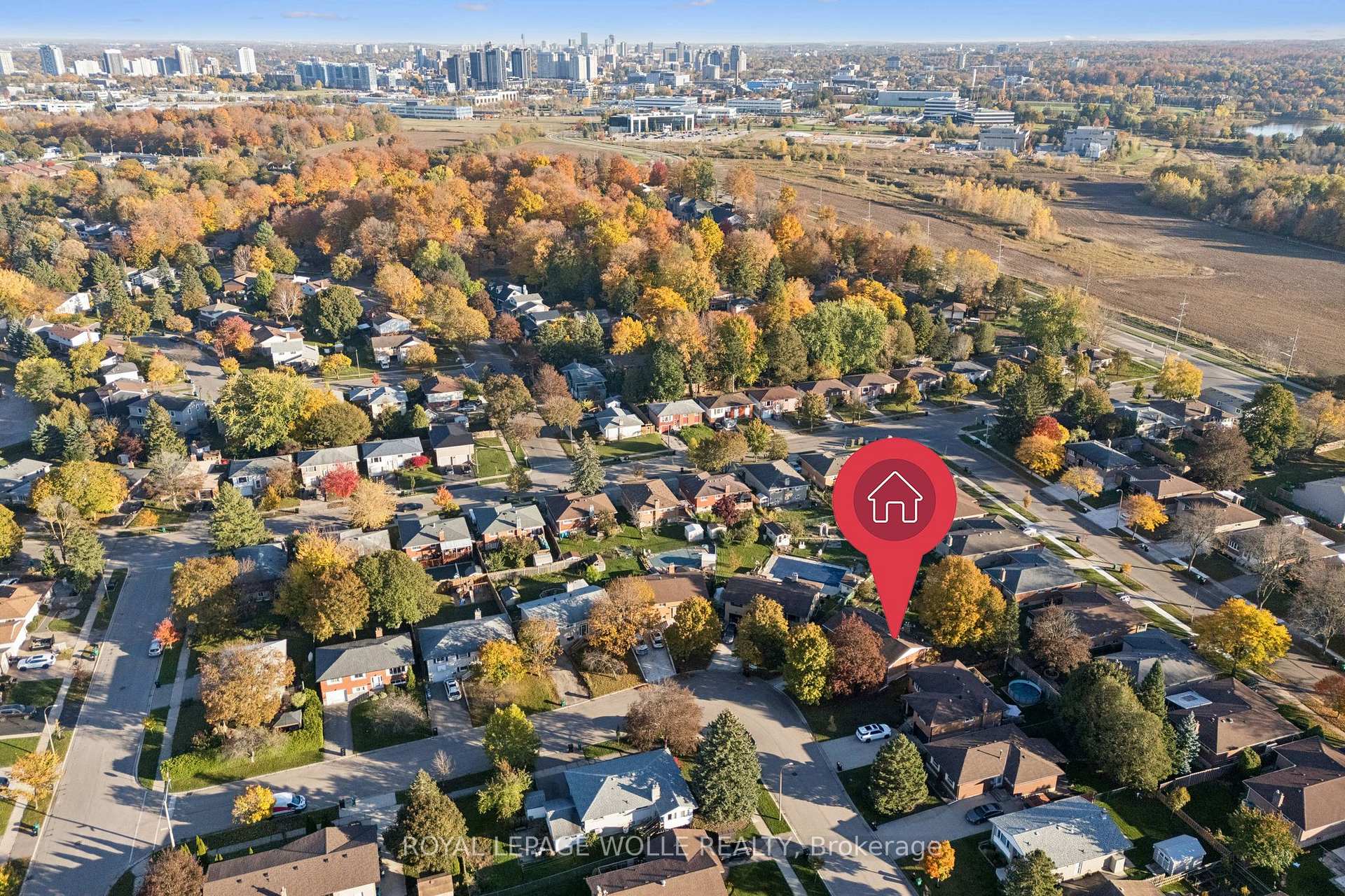 Photo 39 of 301 Martindale Crescent, Waterloo, Lakeshore Village — HOMEH
