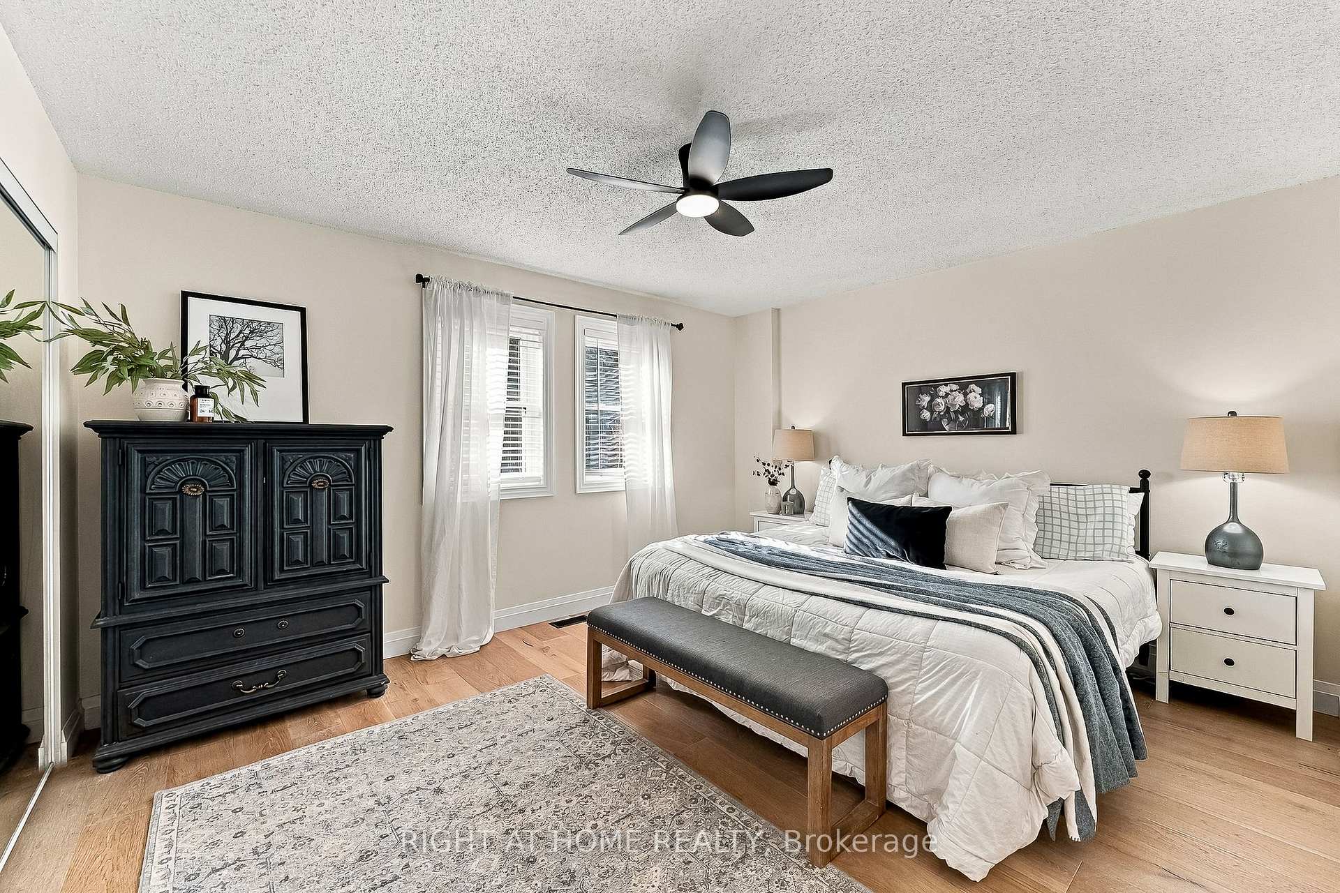 Photo 19 of 56 Teddington Crescent, Whitby, Pringle Creek — HOMEH