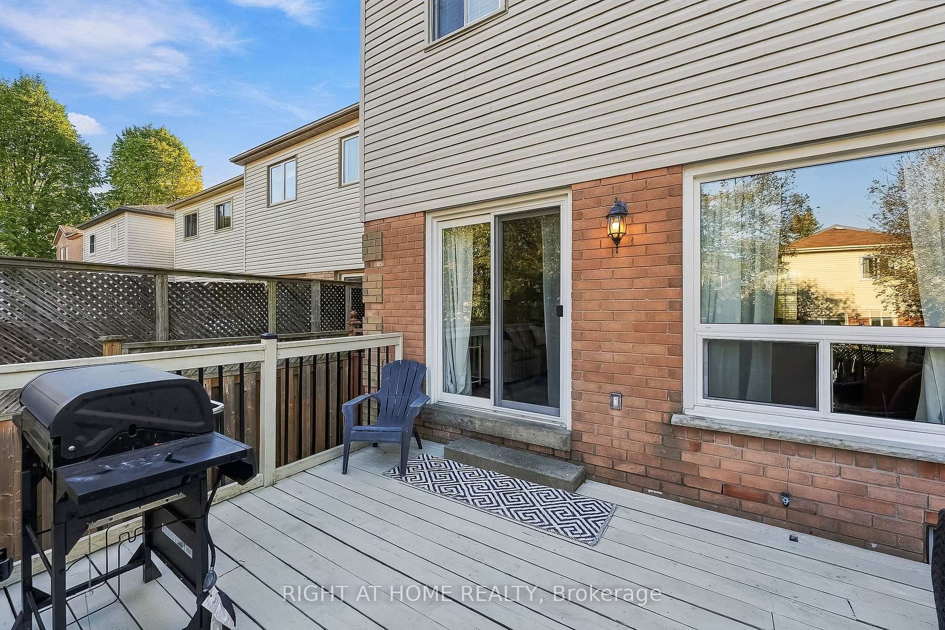 Photo 37 of 56 Teddington Crescent, Whitby, Pringle Creek — HOMEH