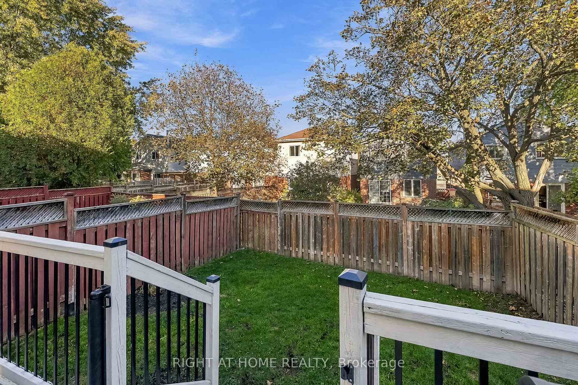 Photo 39 of 56 Teddington Crescent, Whitby, Pringle Creek — HOMEH