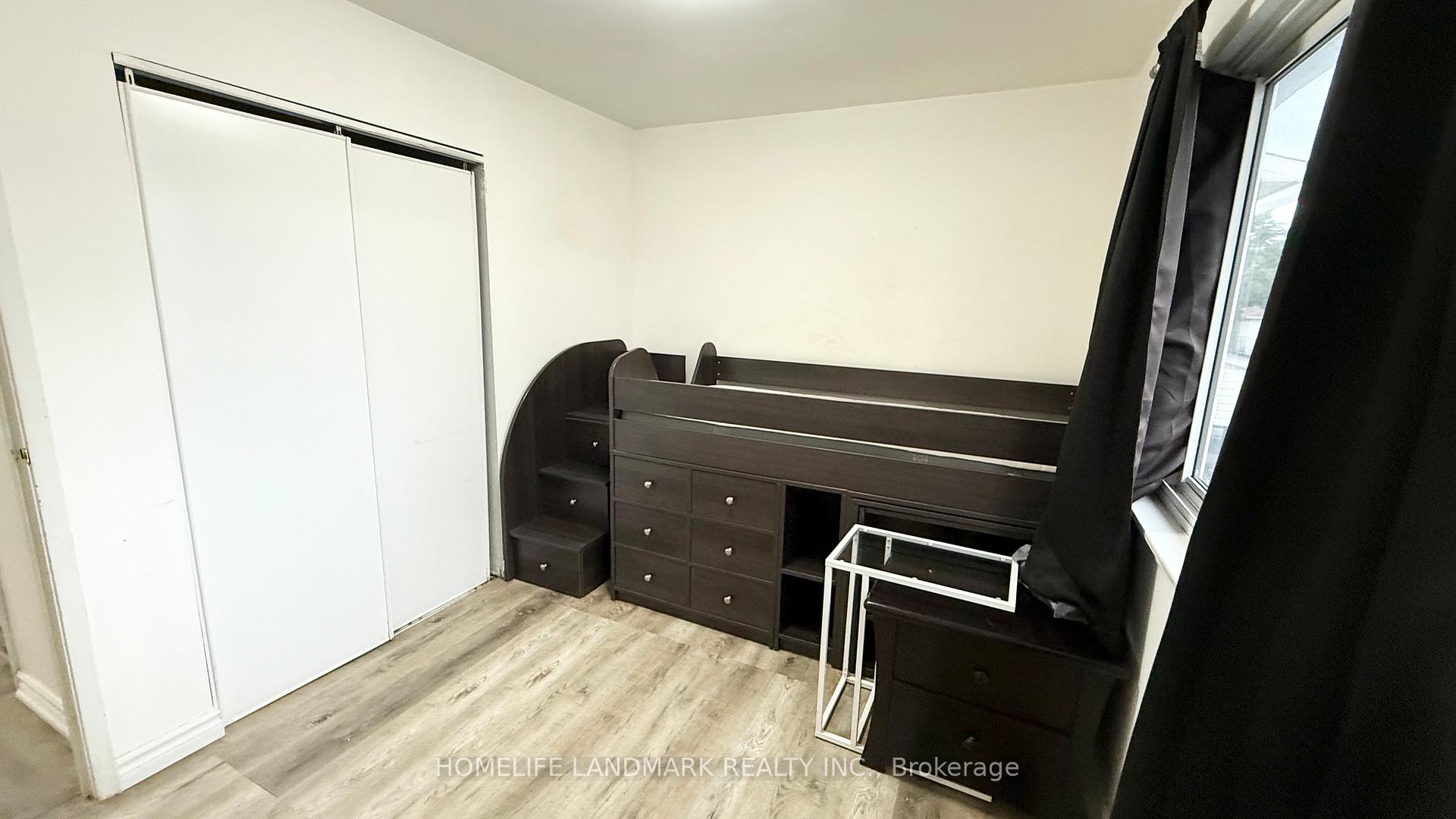 Photo 13 of Unit Main Floor, 81 United Square, Scarborough, Malvern — HOMEH